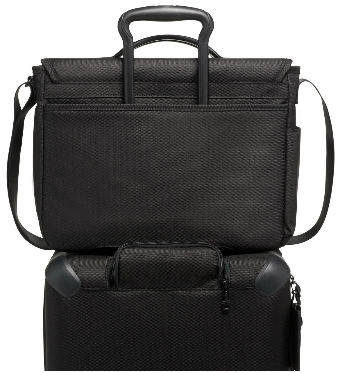 BNWT Tumi Corporate Collection Messenger Bag In Black. Never Used. MSRP: $250!
