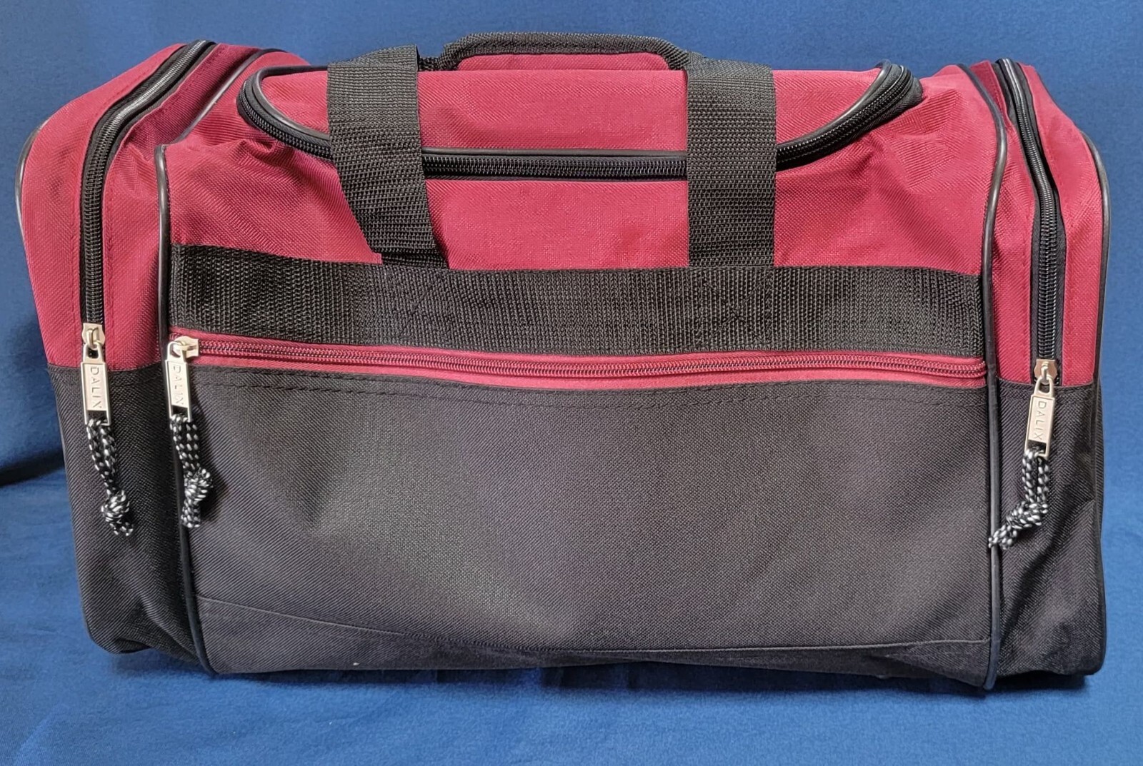 DALIX~ 21″ Blank Duffle Bag ~ Sports Bag~Travel Bag ~Gym Bag ~Black and Maroon