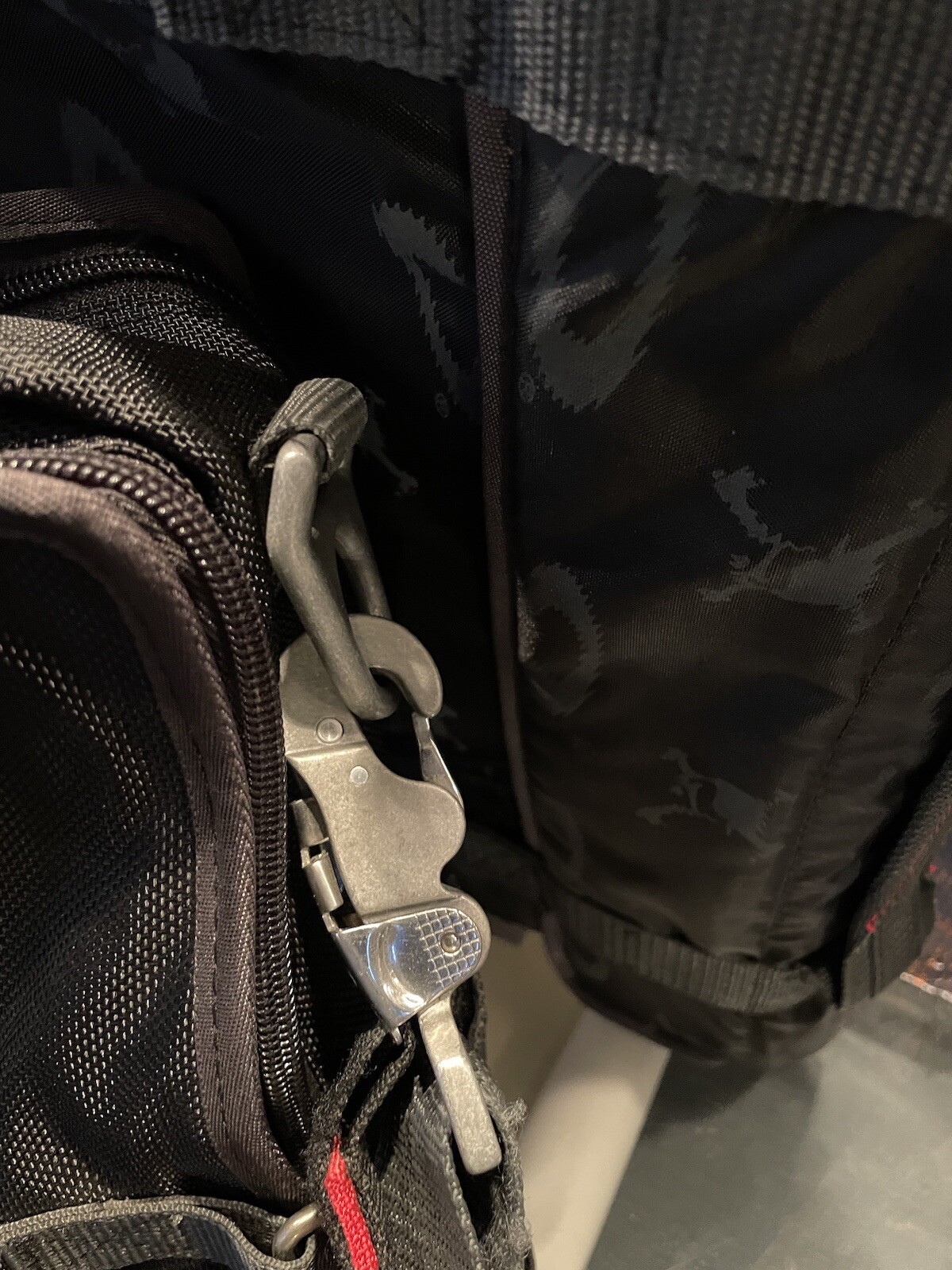 Oakley SI Messenger Bag