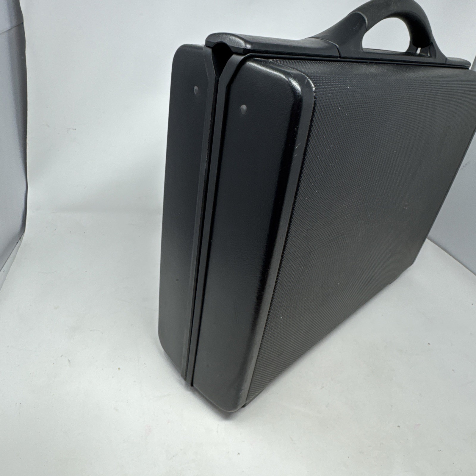 Vtg 1993 Samsonite Quantum Focus Hard Shell Briefcase Attache Prop IBM ERA – USA