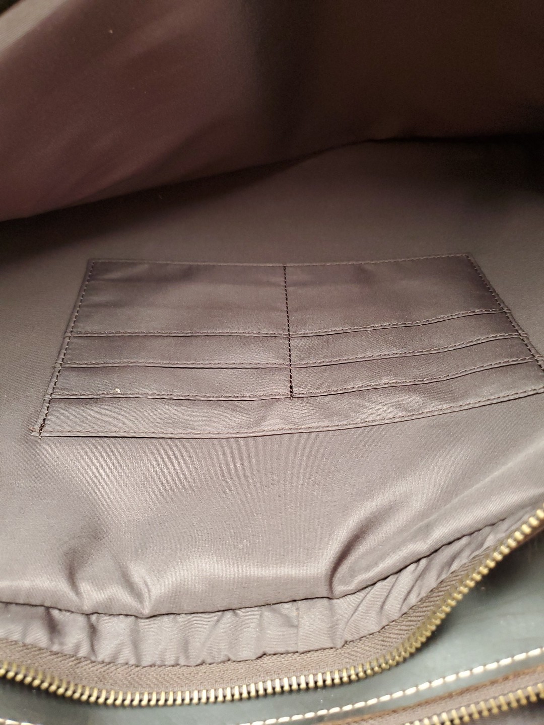 Taertii Full Grain Leather Messenger Bag. Very Clean 11×16