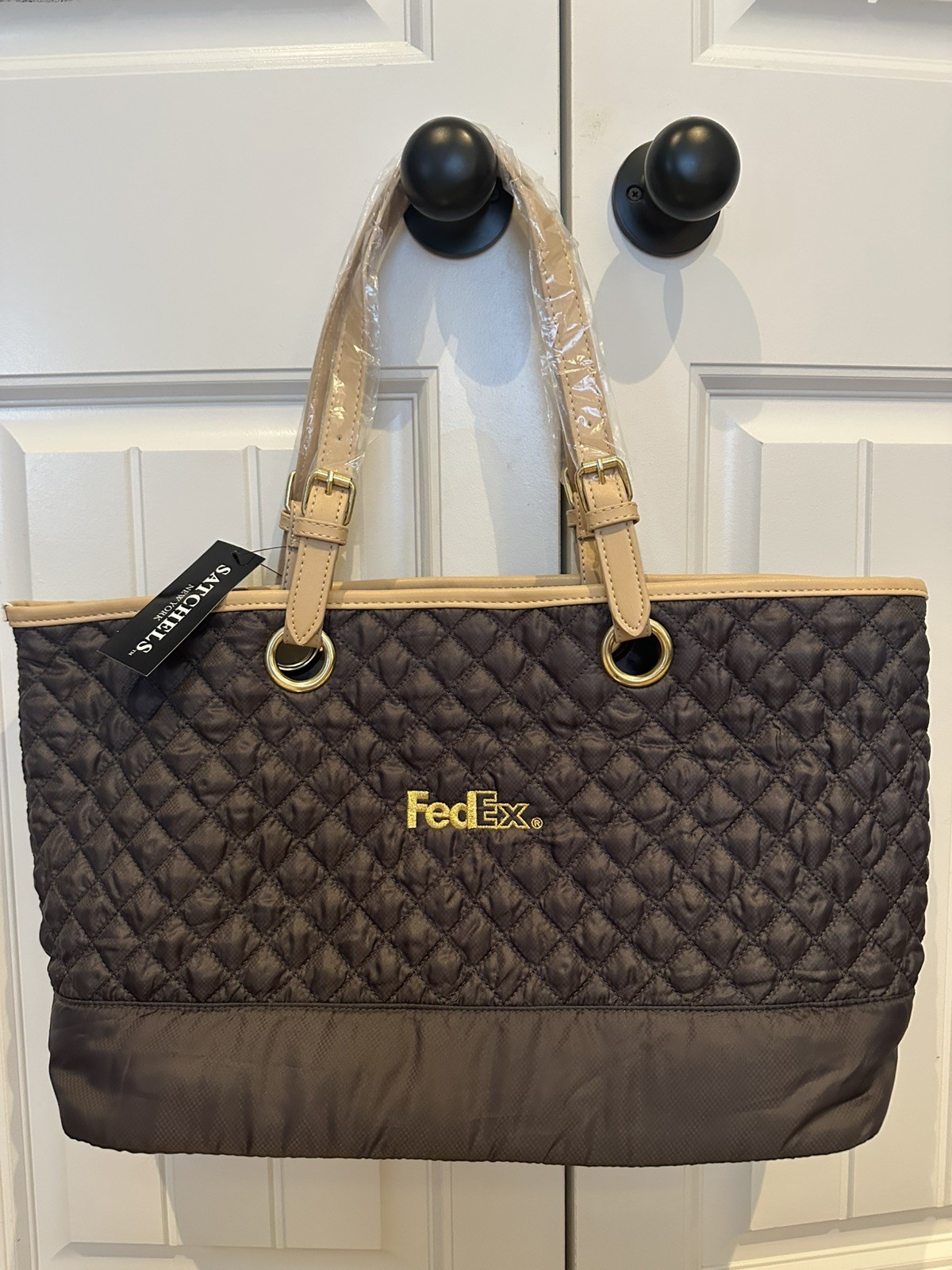Fed-Ex corporate logo overnight carry-all bag, NWT, pouch, quilted stitching
