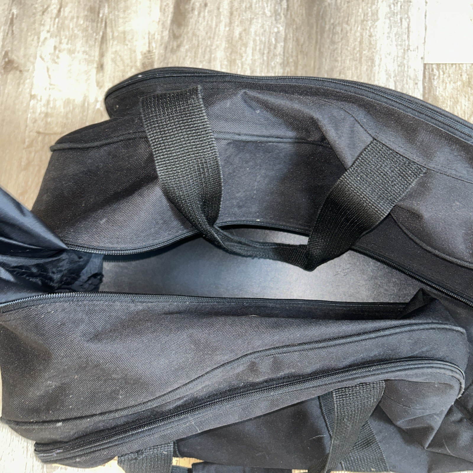 Pfizer Pharmaceutical Black Canvas Duffle Travel Bag Utility Tote Leeds Golf