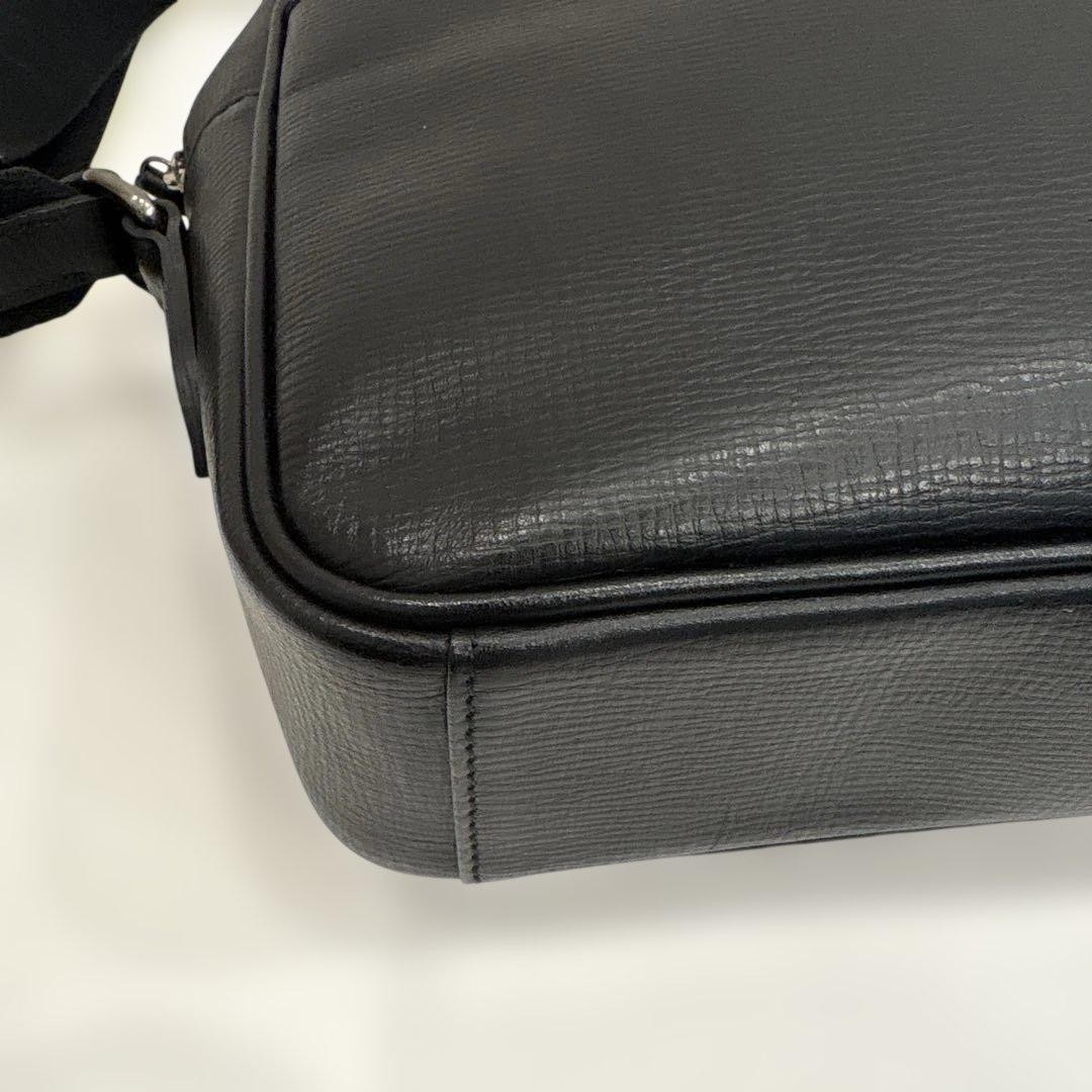 Authentic Burberry Black Leather Shoulder Bag 31cm x 24.5cm x 6.5cm with Nova Ch