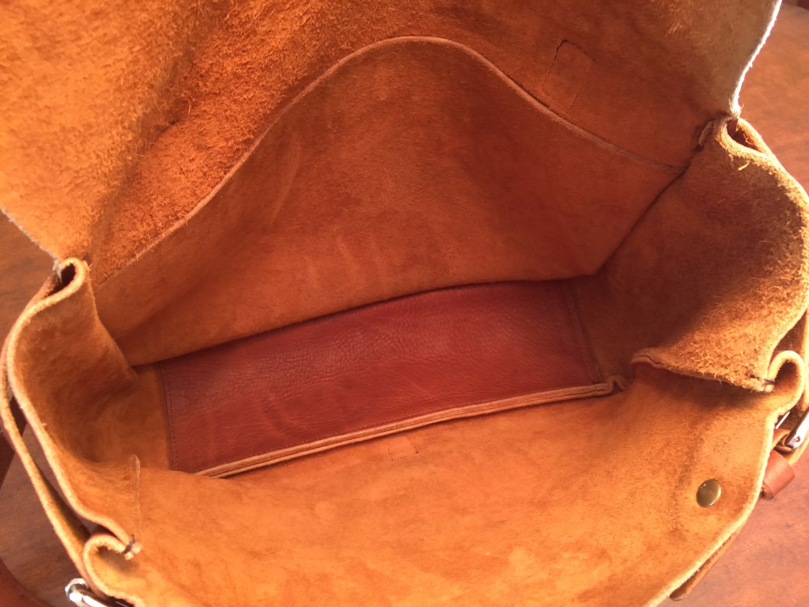 Rustic Tan Burnished Leather Briefcase / Messenger Bag / Mail Bag – Spain