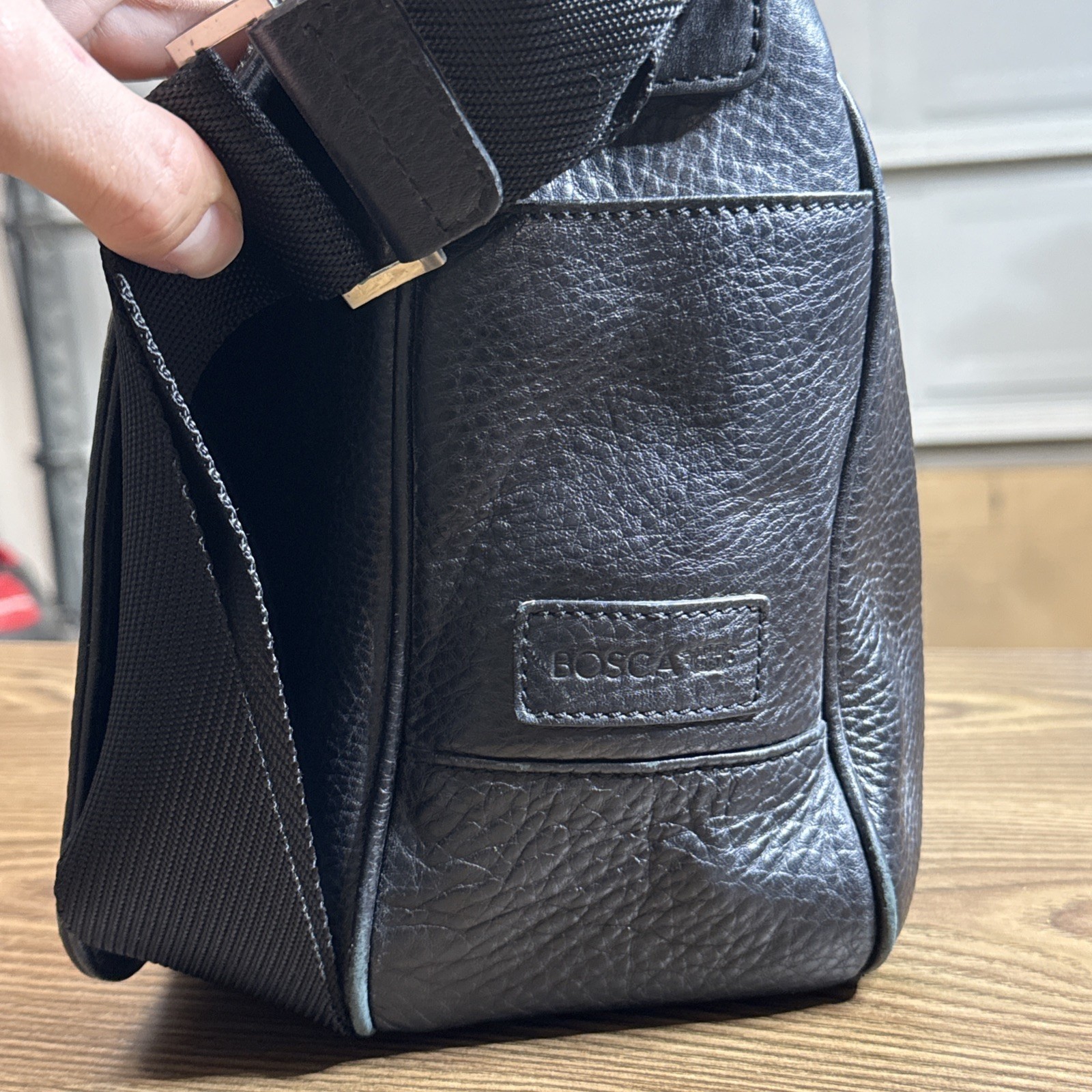 Bosca Old Leather Magnetic Flap Messenger Bag Black