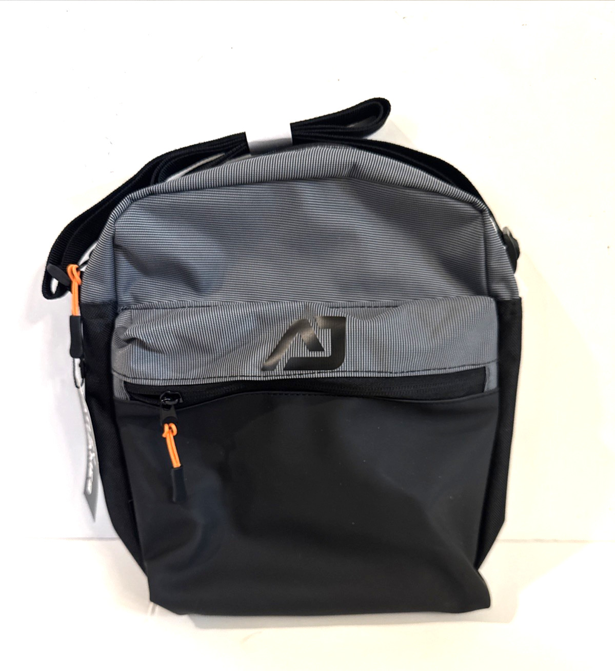 NWT Atley James Spencer Crossbody Bag Black and Gray Zip Closure