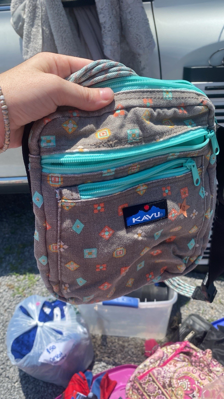 KAVU Geometric Aztec Crossbody Bag Gray Teal Zip Pockets Adjustable Strap