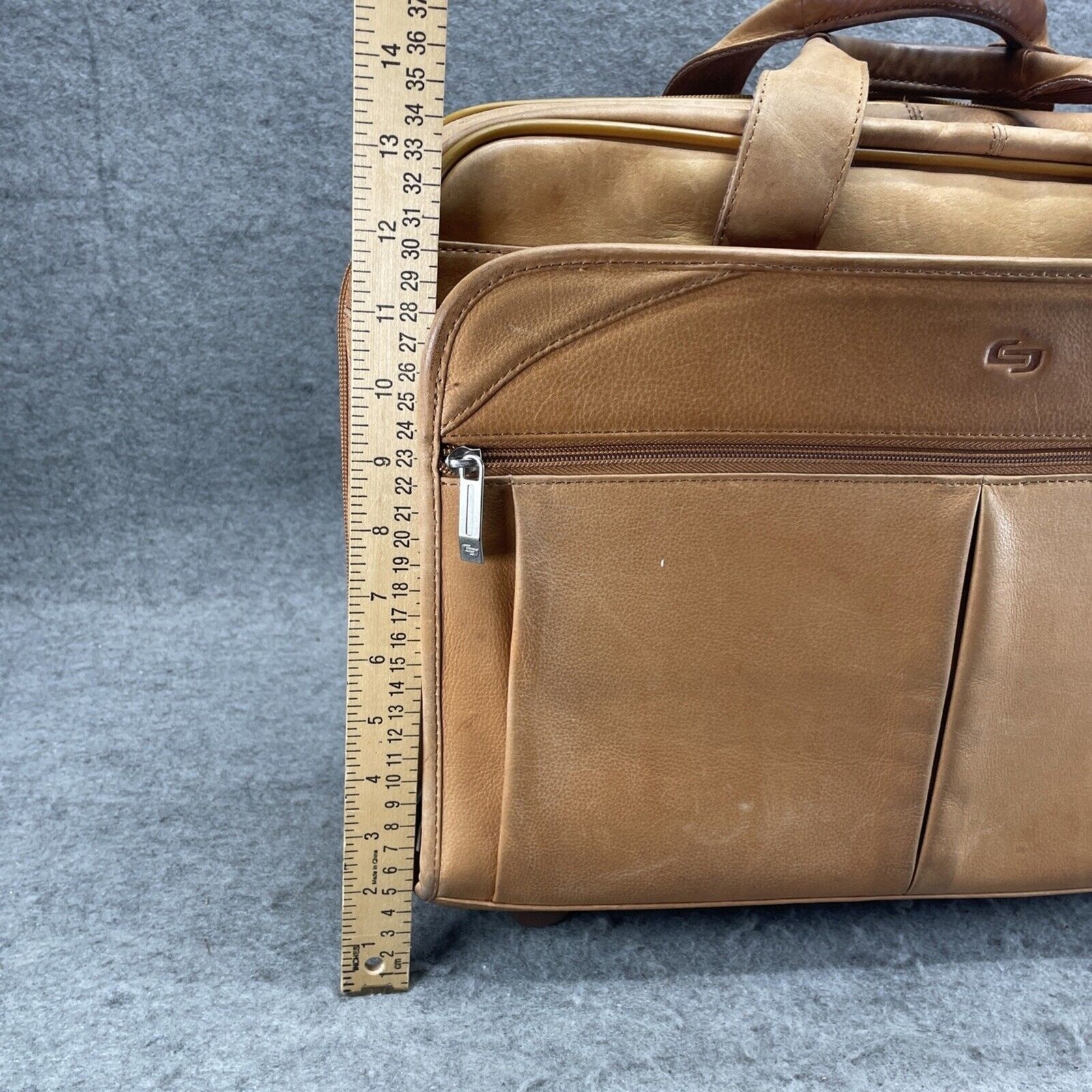 Solo New York Walker Brown Camel Leather Briefcase Laptop Rolling Travel Bag