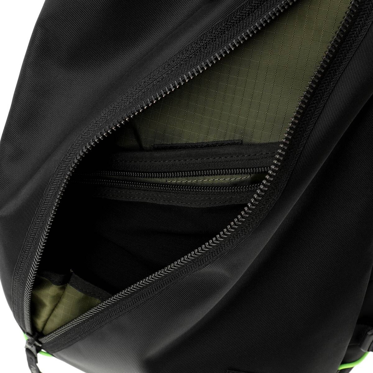 PORTER THINGS BACKPACK Black with Fluorescent FIDLOCK Nylon 32 x 50 x 20cm