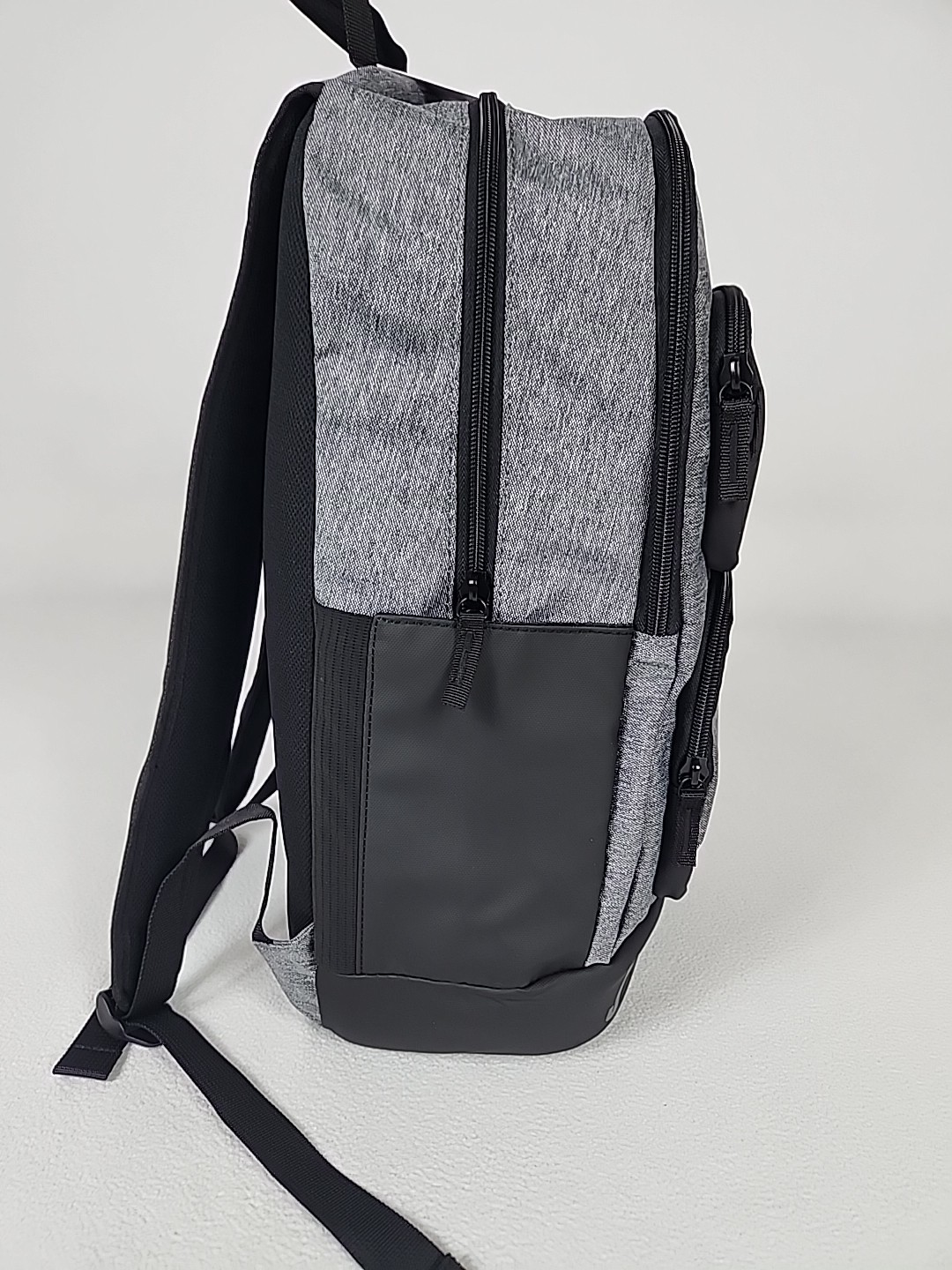 Nike Air Jordan Jumpman Essentials Backpack L Gray Black Laptop 9A0670-GEH