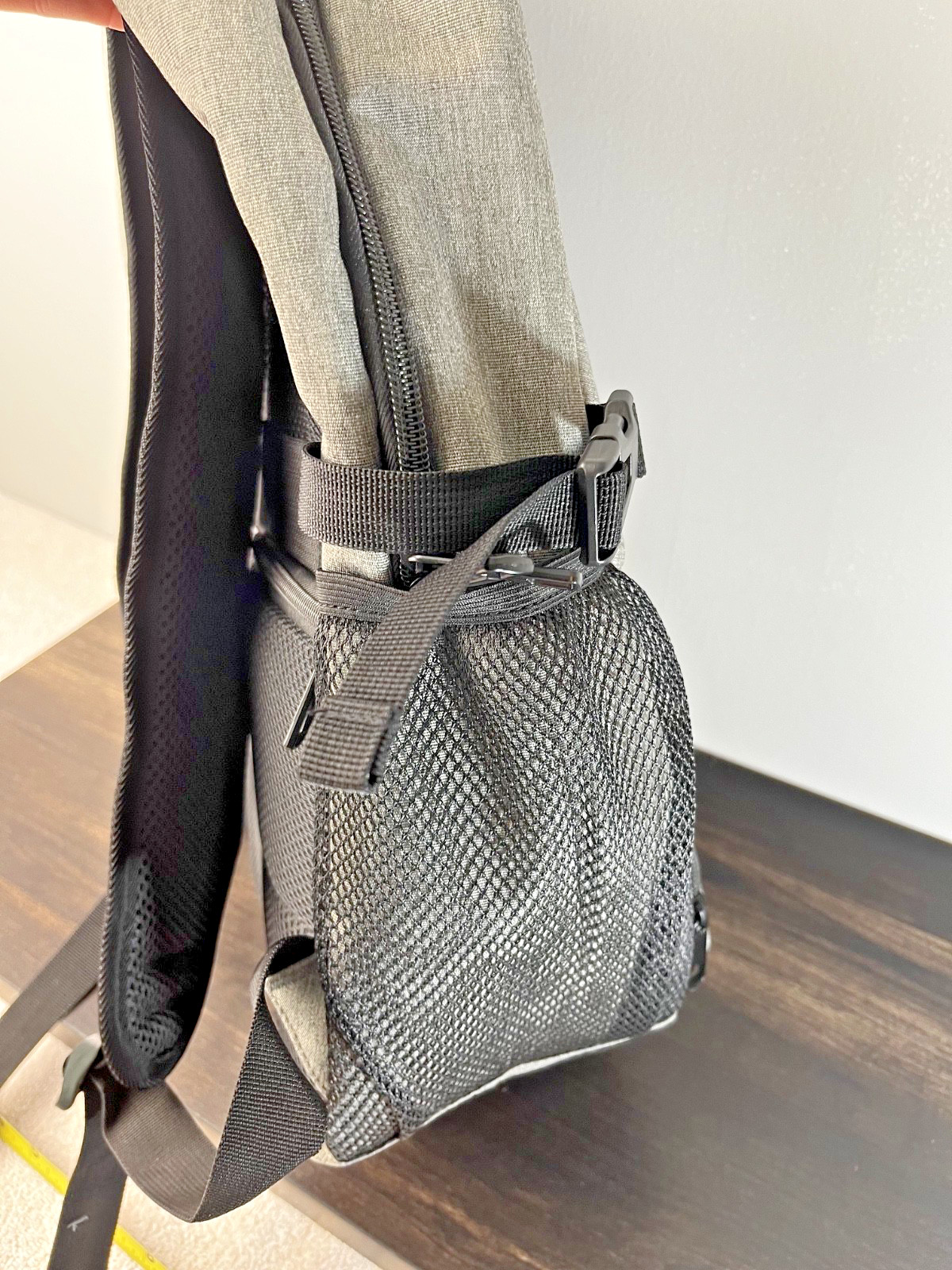 Backpack Padded Laptop Bag School Children Gray Pockets Hot Cold Pocket Work NEW