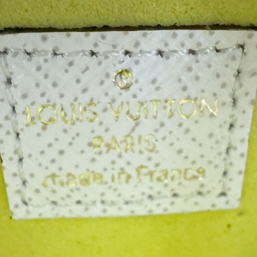 Auth LOUIS VUITTON Monogram Giant Charm Pouch Multicolor M67669 – z9090