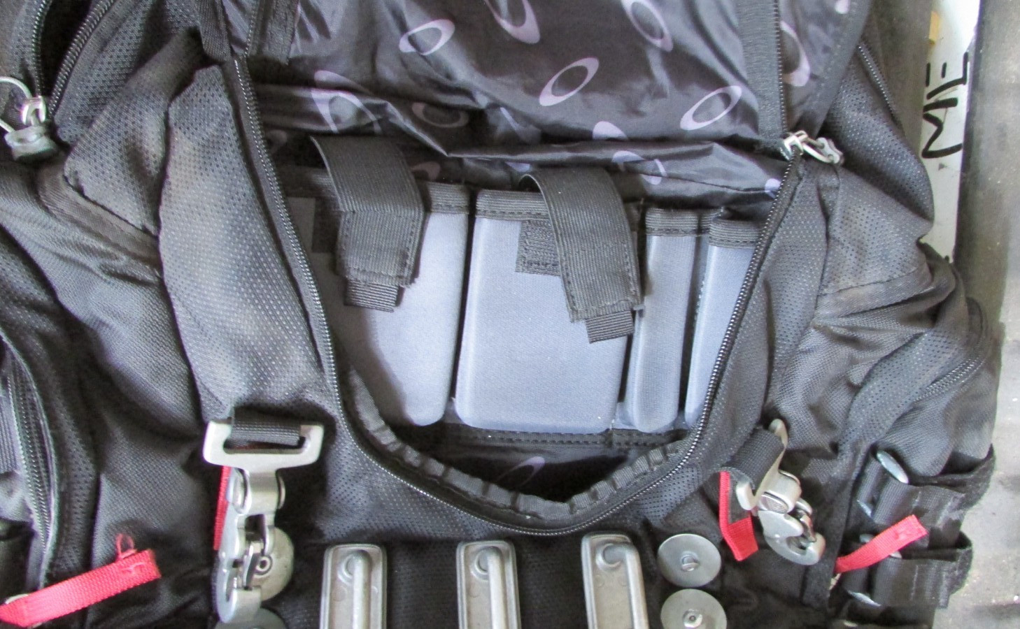 Oakley TACTICAL Kitchen Sink 34L Backpack Tactical 100% AUTHENTIC Black
