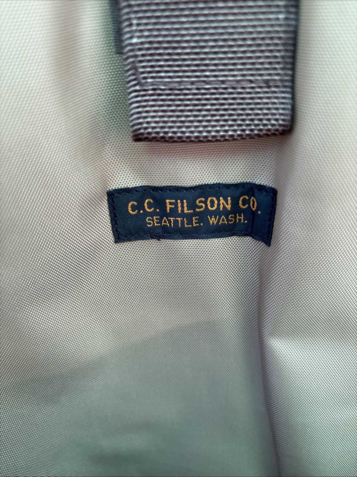 Excellent Filson Ripstop Nylon Backpack Field Tan Khaki Water Resistant
