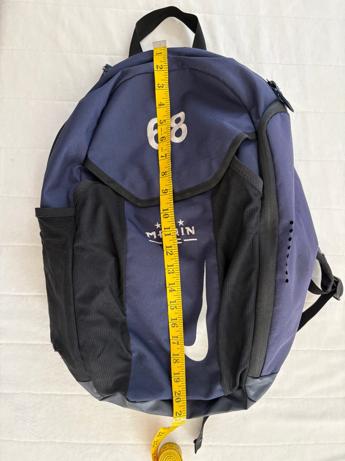 Nike Academy Team Backpack (30L). Soccer backpack, navy blue, used
