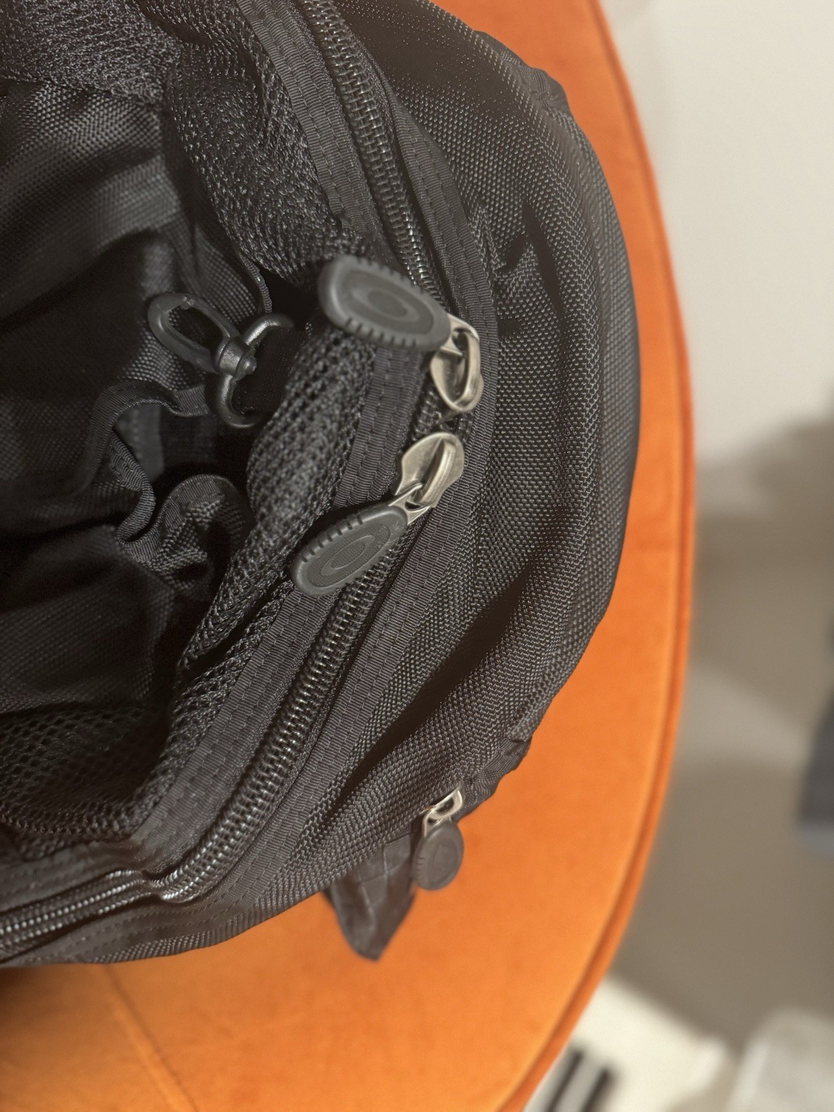 oakley icon 2.0 backpack