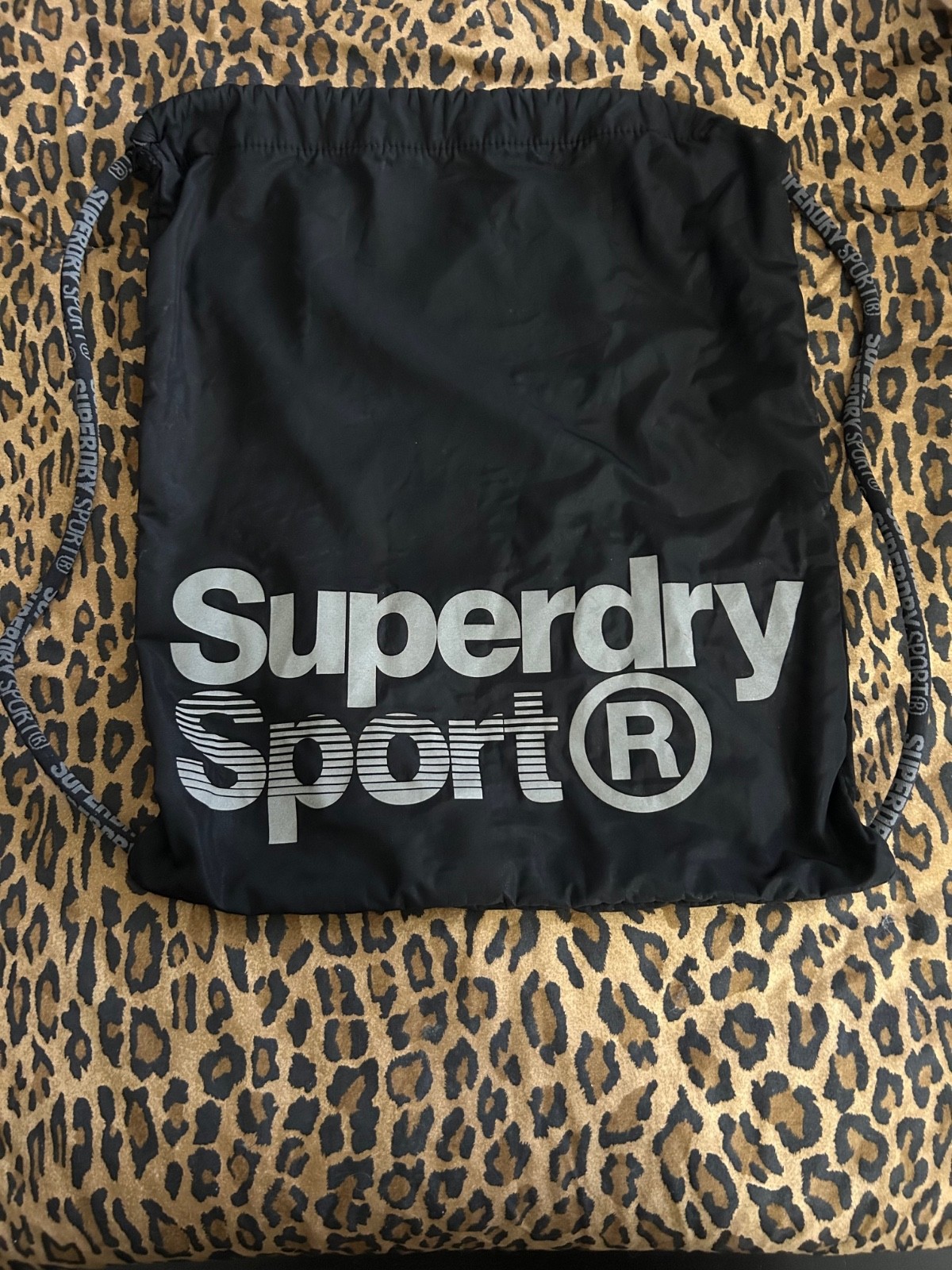 Superdry Sport Drawstring Bag🫶🏽Black🫶🏽FREE SHIPPING