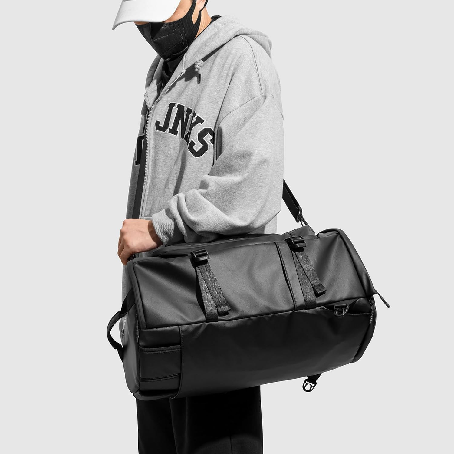 Versatile 3 in 1 Gym Duffle Backpack 40L Waterproof Bag for Sports & Travel