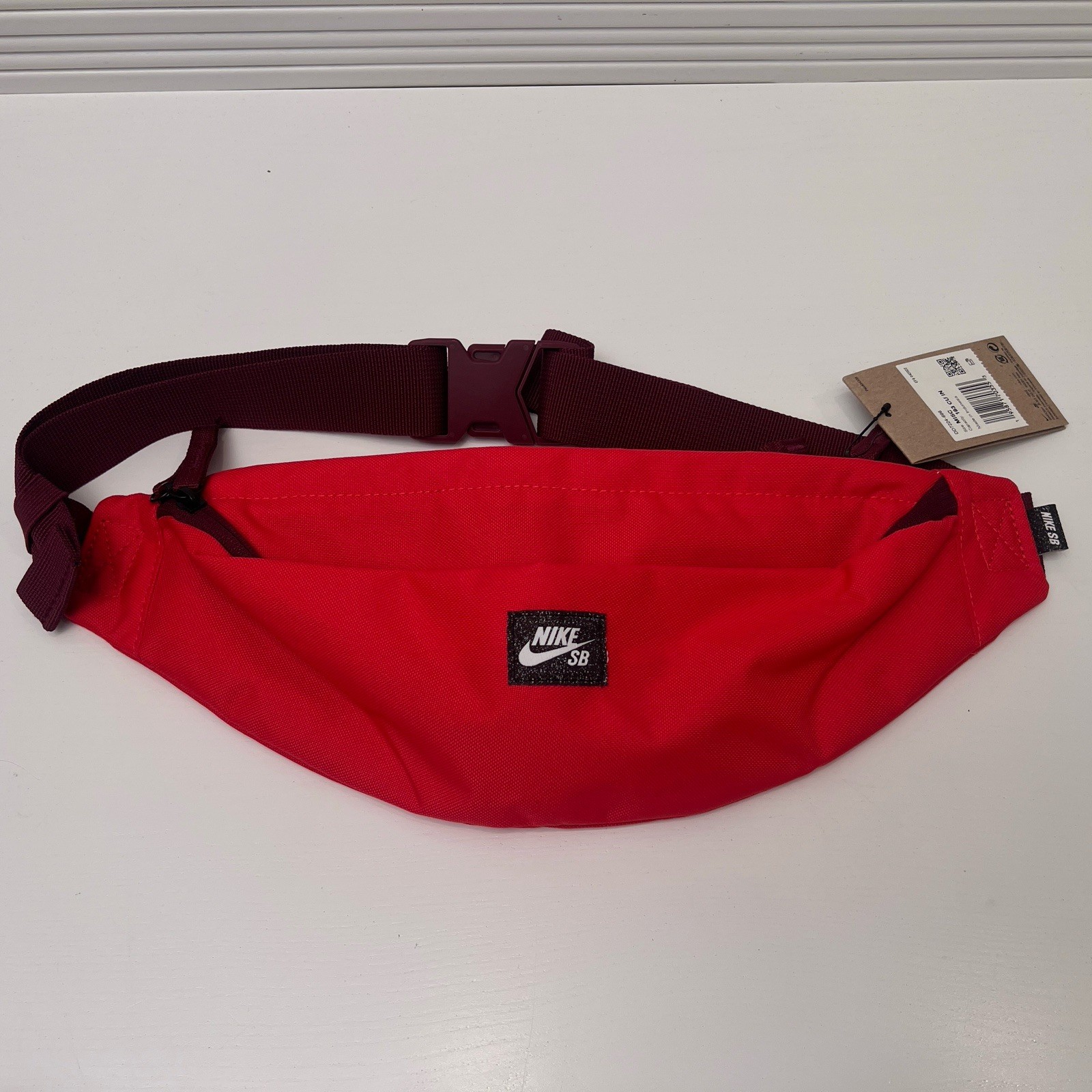 Red Nike SB Crossbody Bag Waistpack Rare Large Fanny Pack NWT Camo HTF