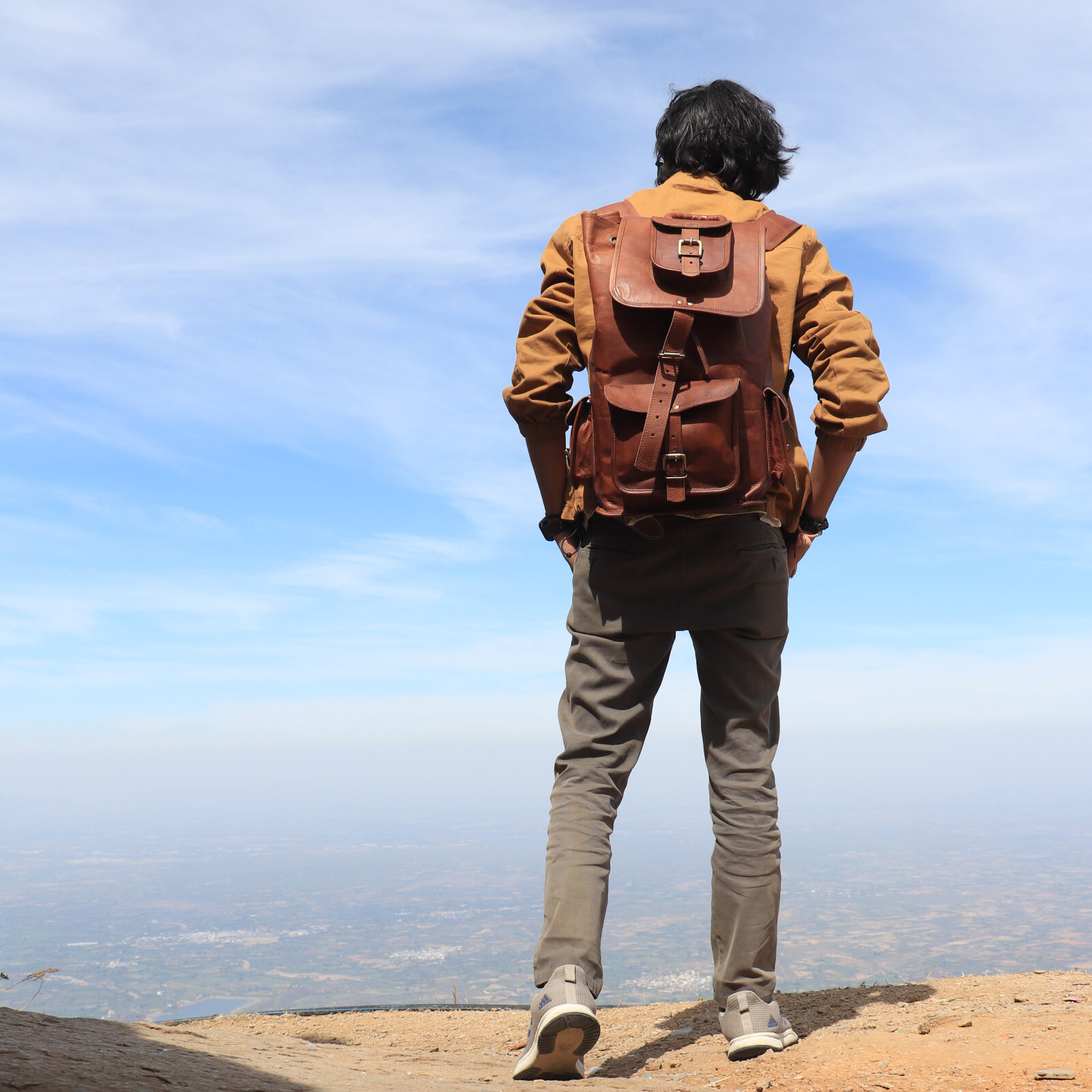Men Vintage Genuine Leather Backpack Stylish Rucksack for Travel, Camping & uses