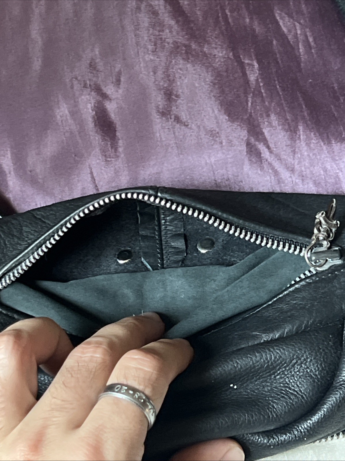 CHROME HEARTS Plain Snut Pack Body Bag Sterling leather unisex black