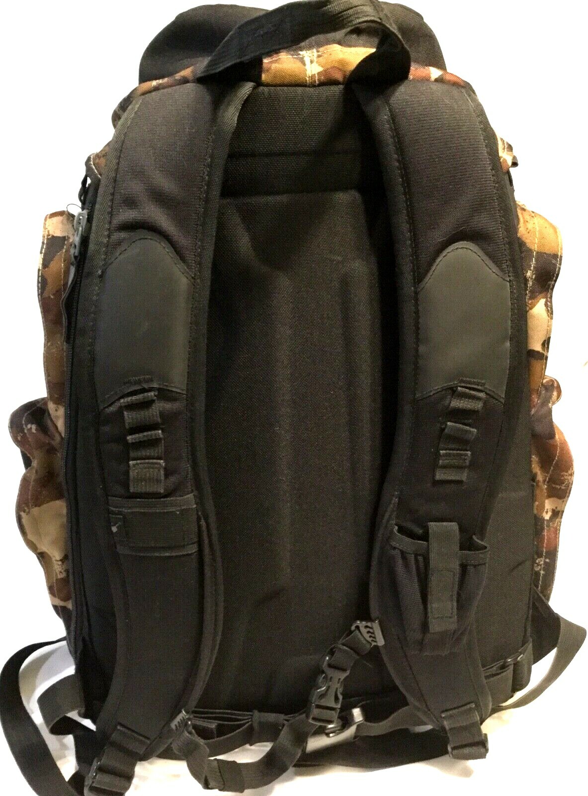 RARE OAKLEY CAMO TACTICAL BACKPACK Large Camouflage Hiking Bug Out Bag Pack