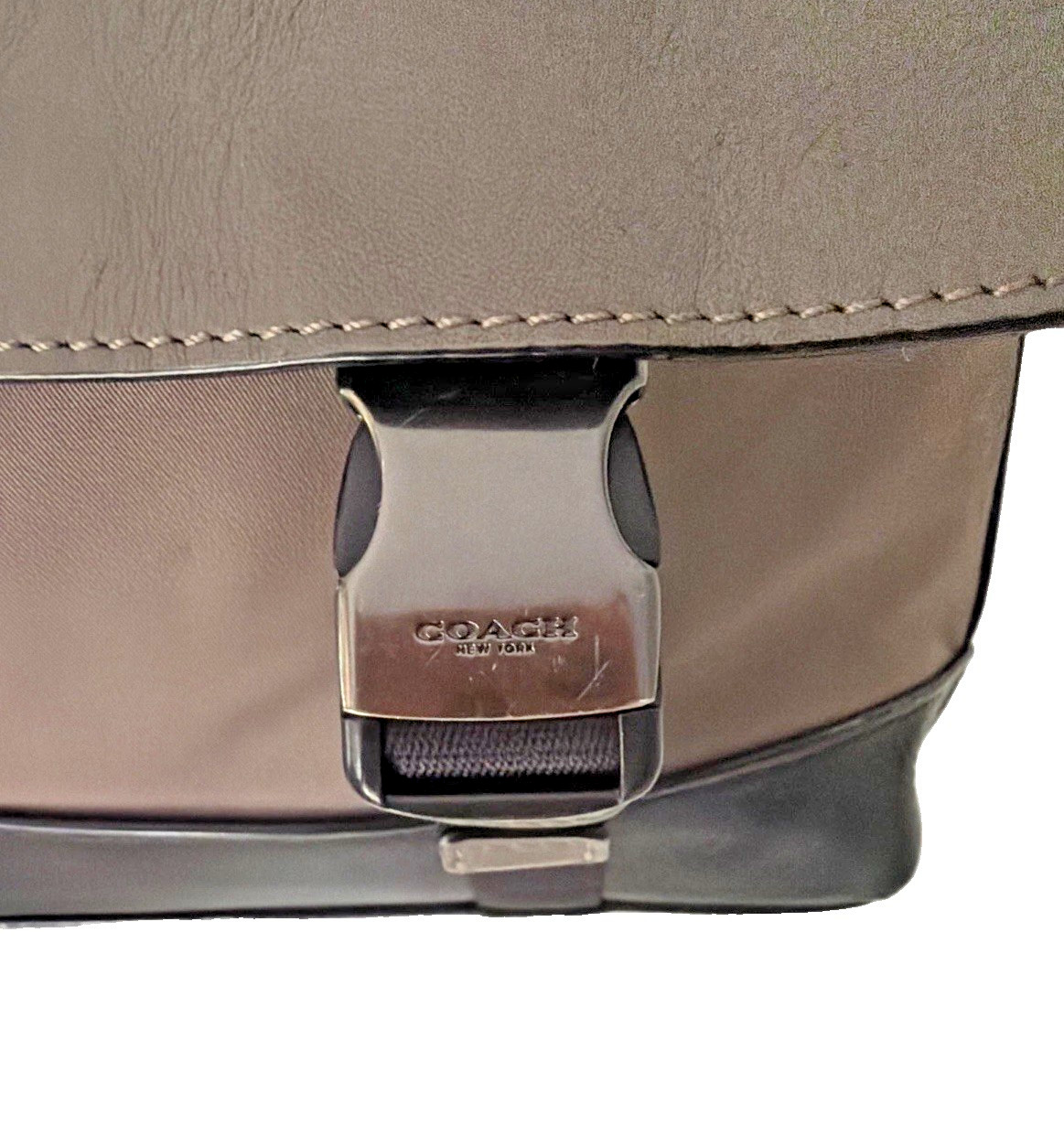 Mens Gray Black Upcrafted Sullivan Messenger Excellent Condition Rare COACH Bag