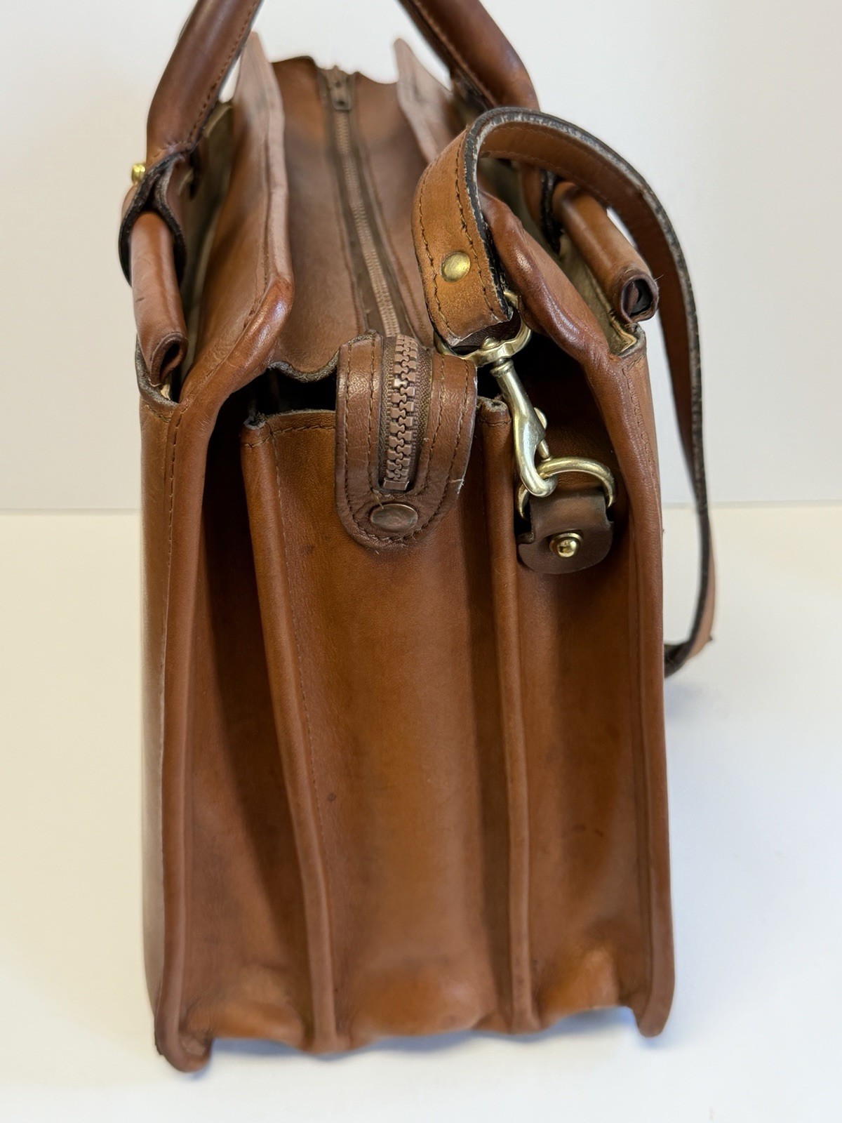 Vintage Jack Georges Brown Leather Messenger Briefcase Double Handle 16.5” Wide