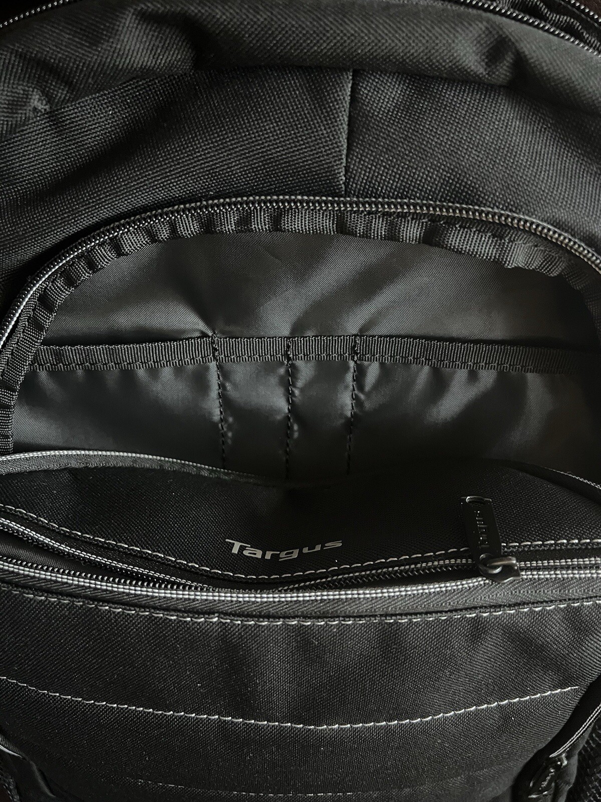 Targus 15.6IN 39.6cm Octave Backpack Black Brand New Sealed For Laptop