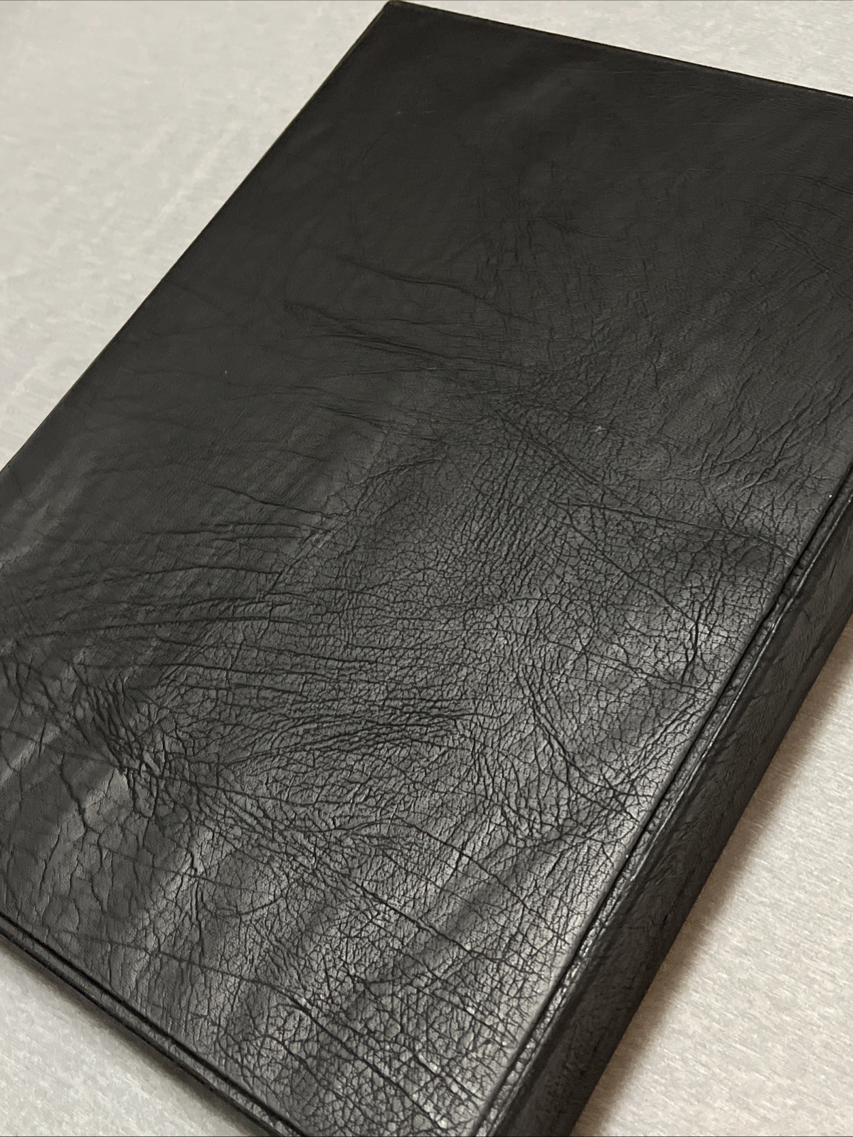 BESTECKE SOLINGEN Black (Case Only) Approx 18” x 13” x 4” Free Shipping