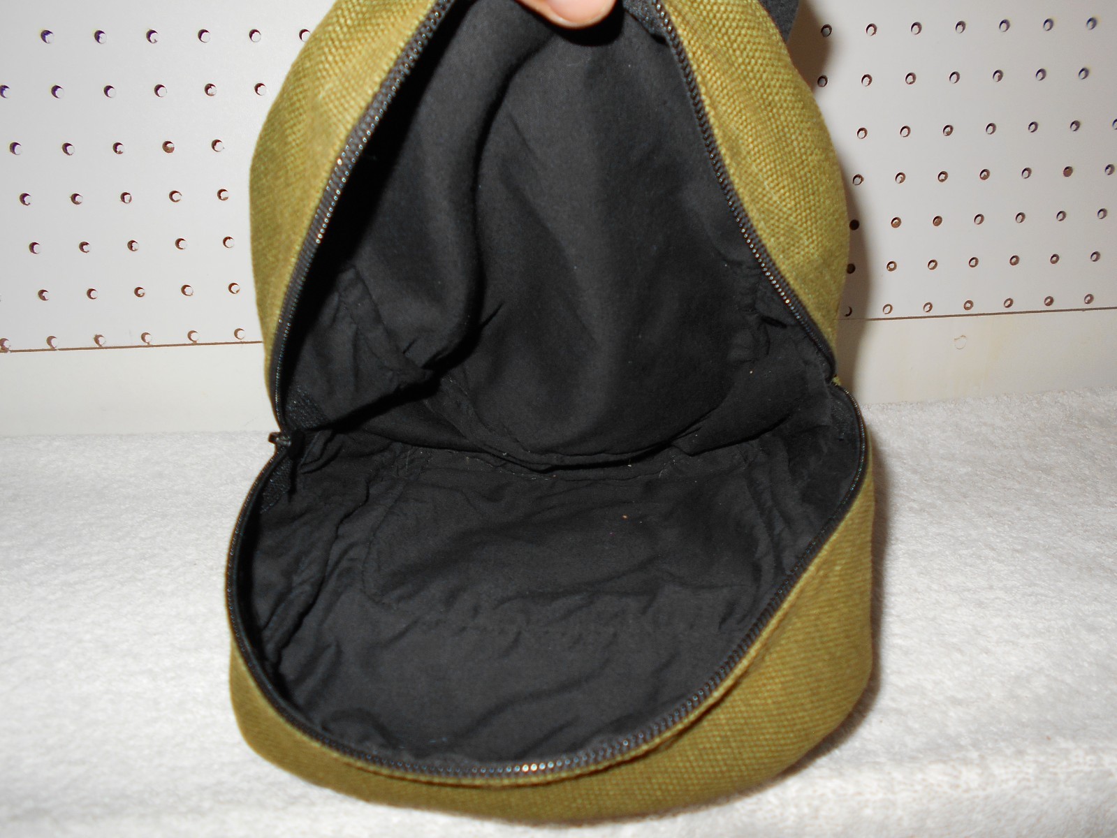 HEMPMANIA DARK OLIVE GREEN CANVAS SHELL 10X8X3.5 SMALL BACKPACK