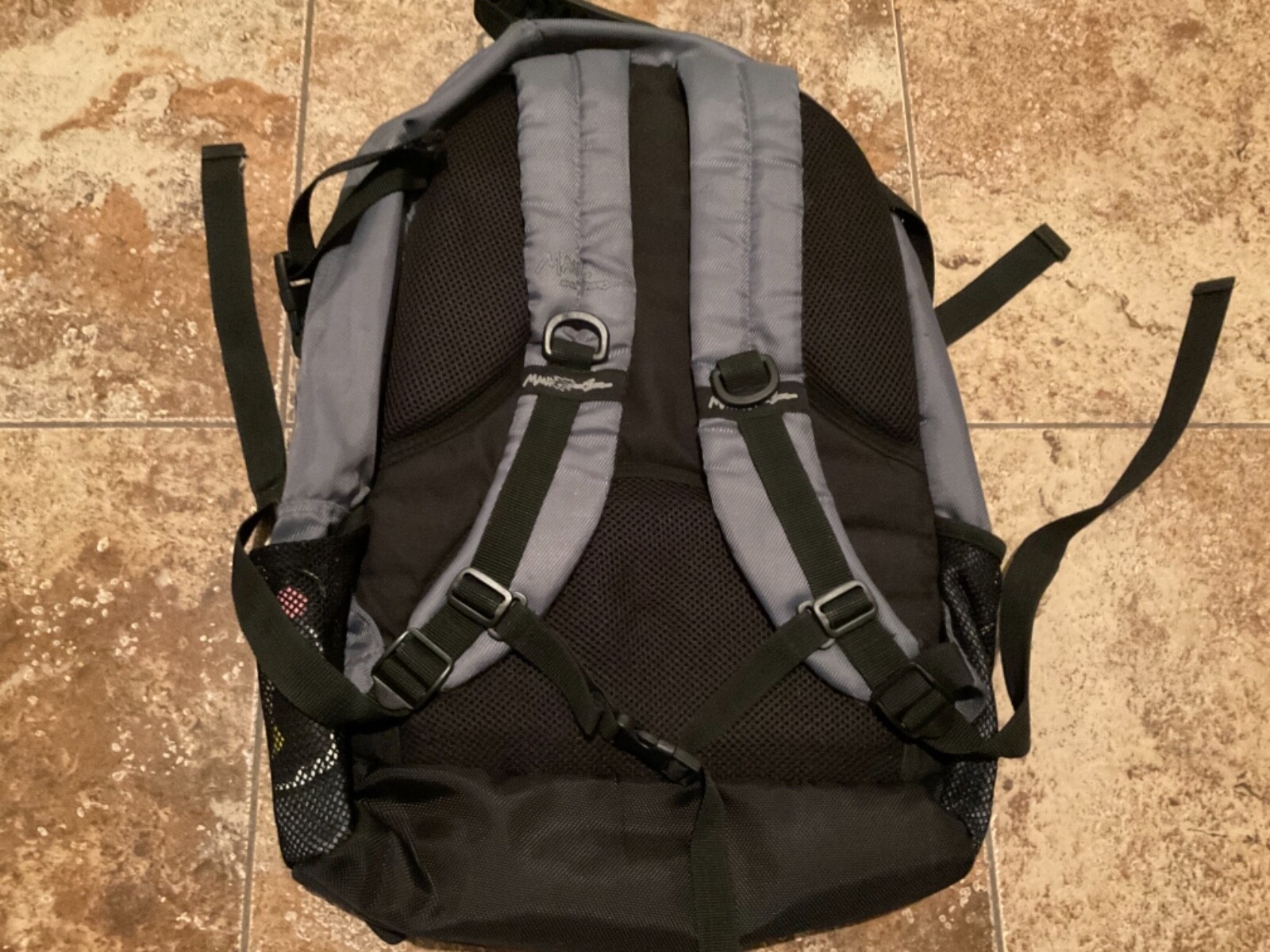 MAUI & SONS BACKPACK LAPTOP PADDED STORAGE PREOWNED
