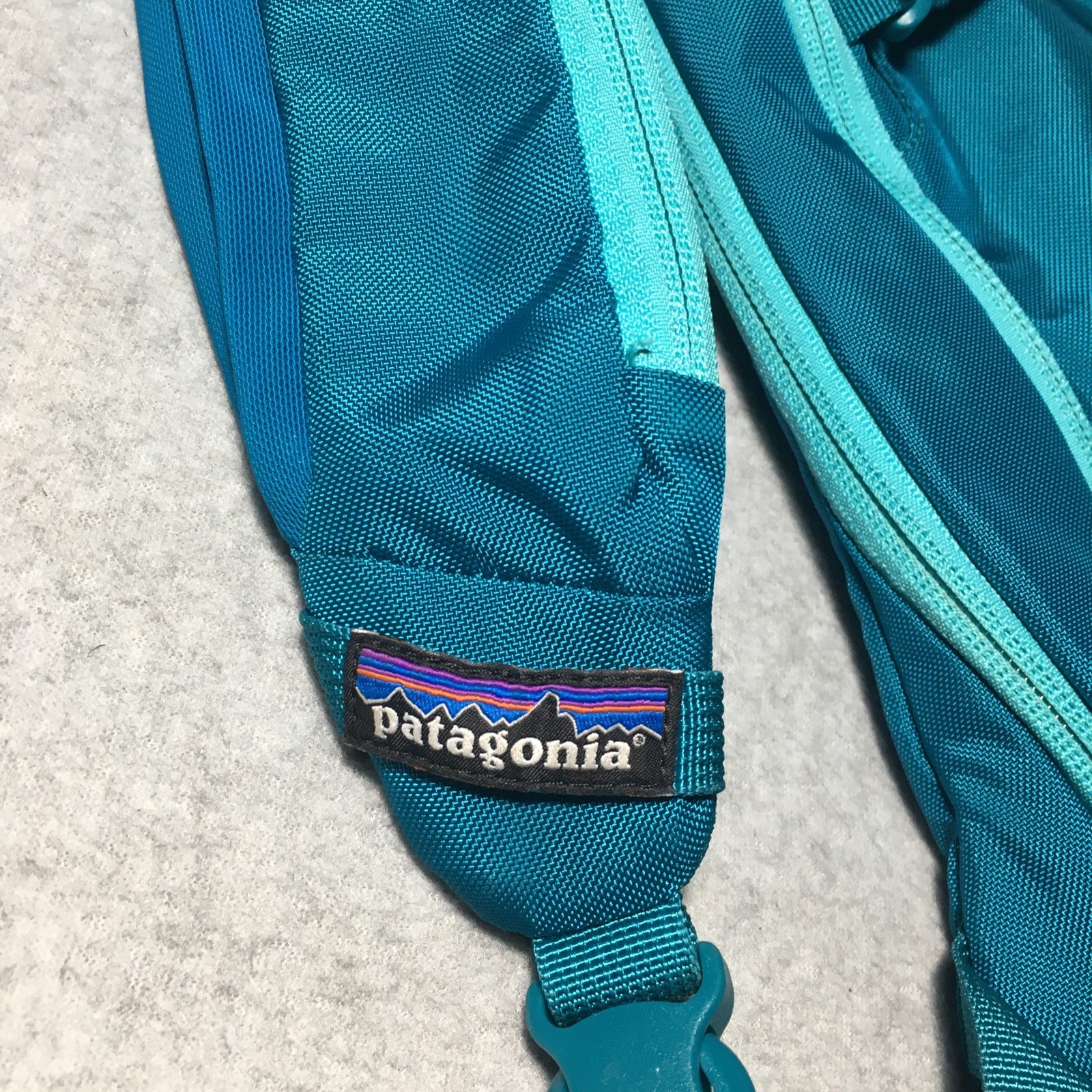 Patagonia Atom Sling 8L Bag Turquoise