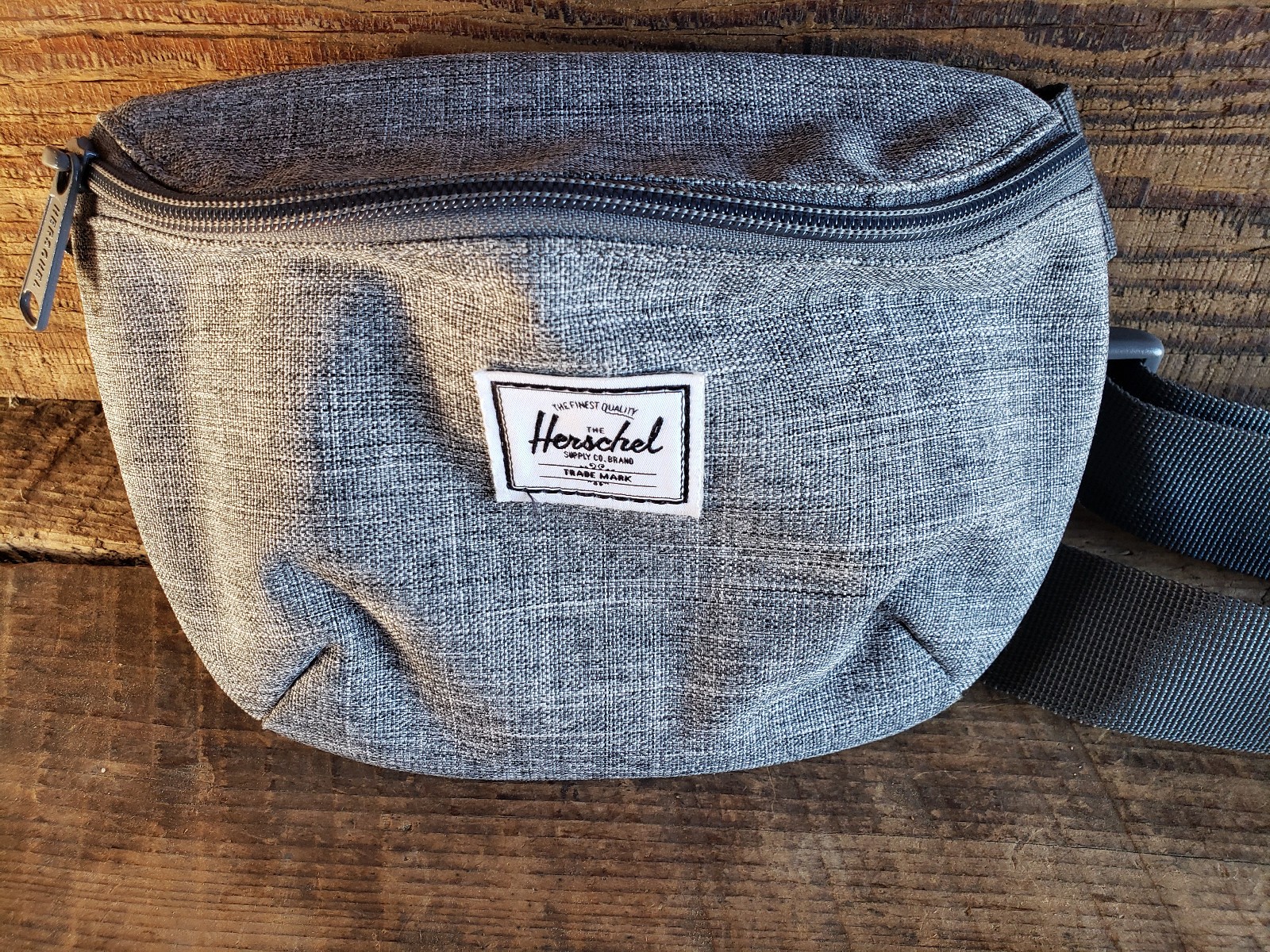 Herschel Single Zipper Waist Carry Fanny Pack W/Adjustable Snap Buckle Closure