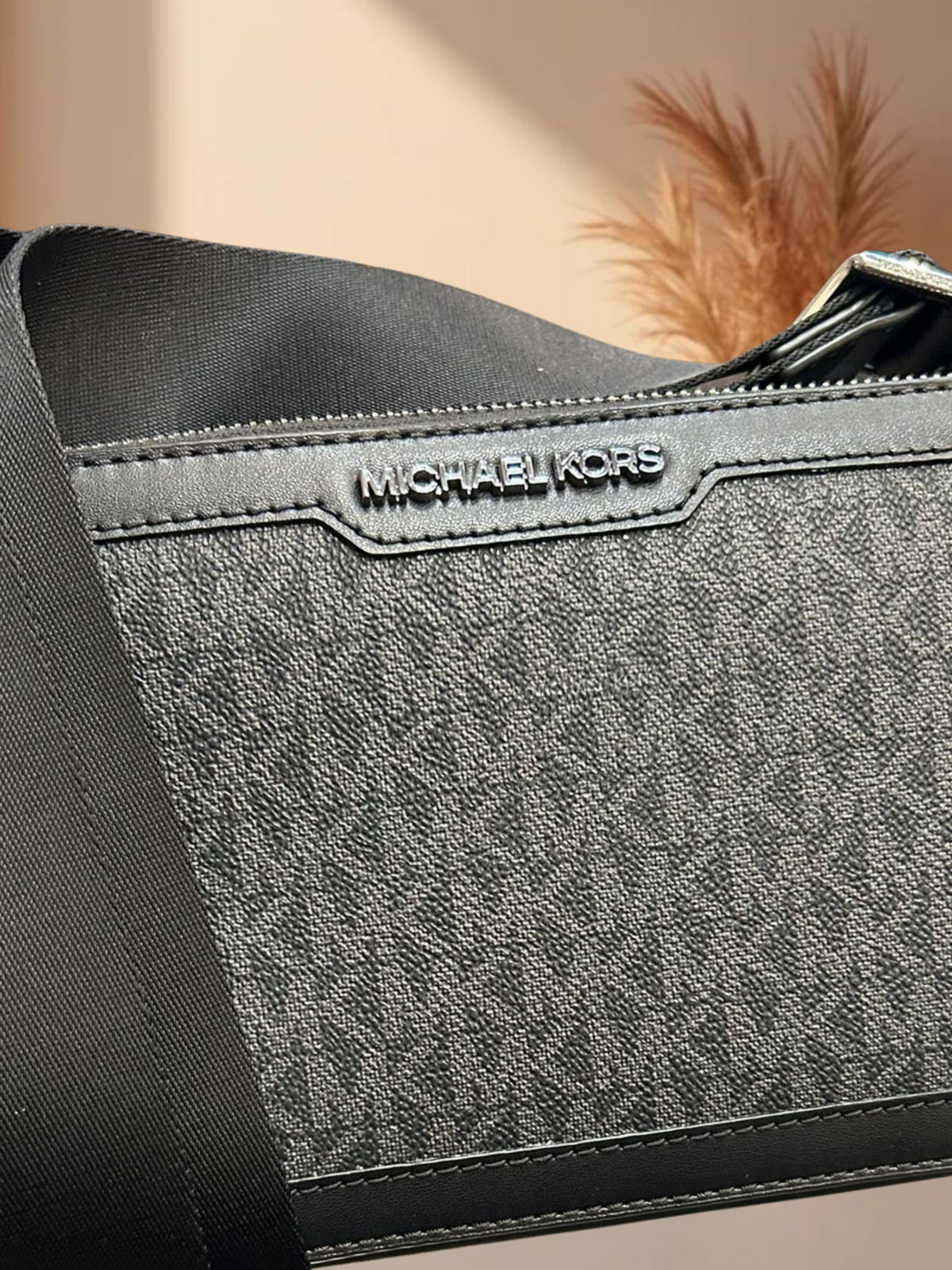 Michael Kors Cooper Men Signature Logo Double Zip Long Crossbody Bag Black