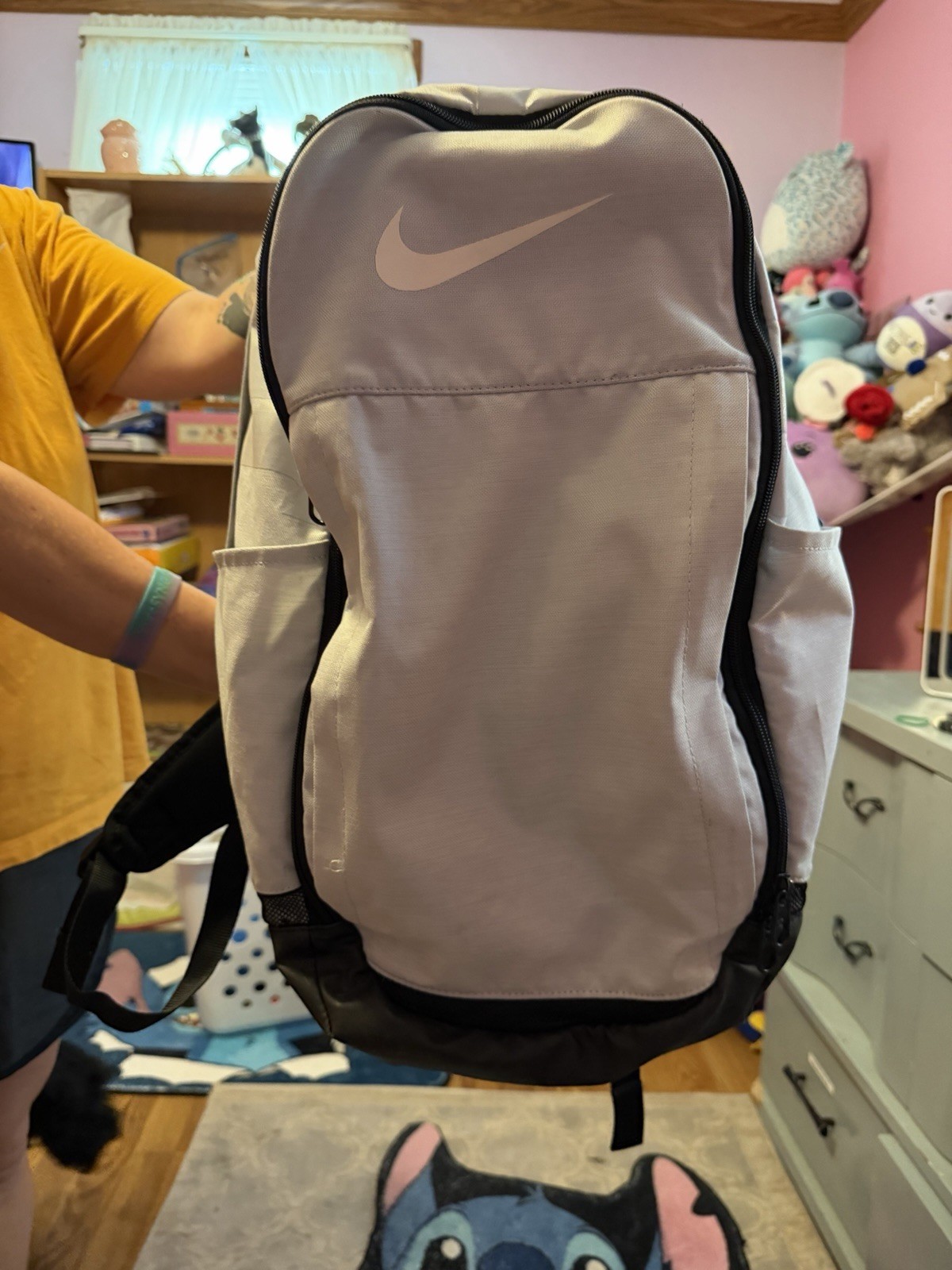 Nike Gray/Black Medium Backpack Zip Closure w/ Inner & Outer Pockets Travel