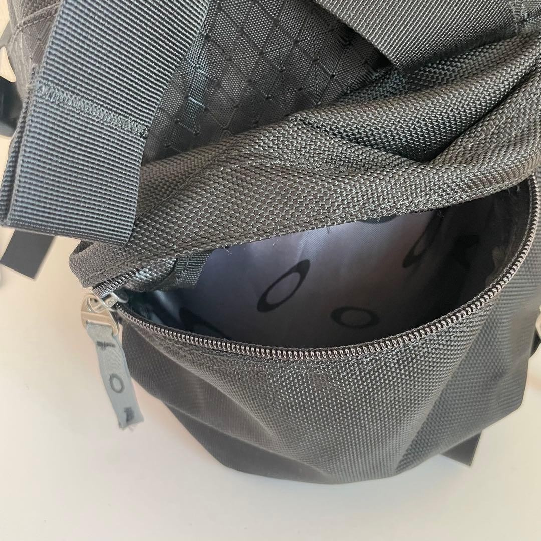 OAKLEY ICON RC BACKPACK Y2K