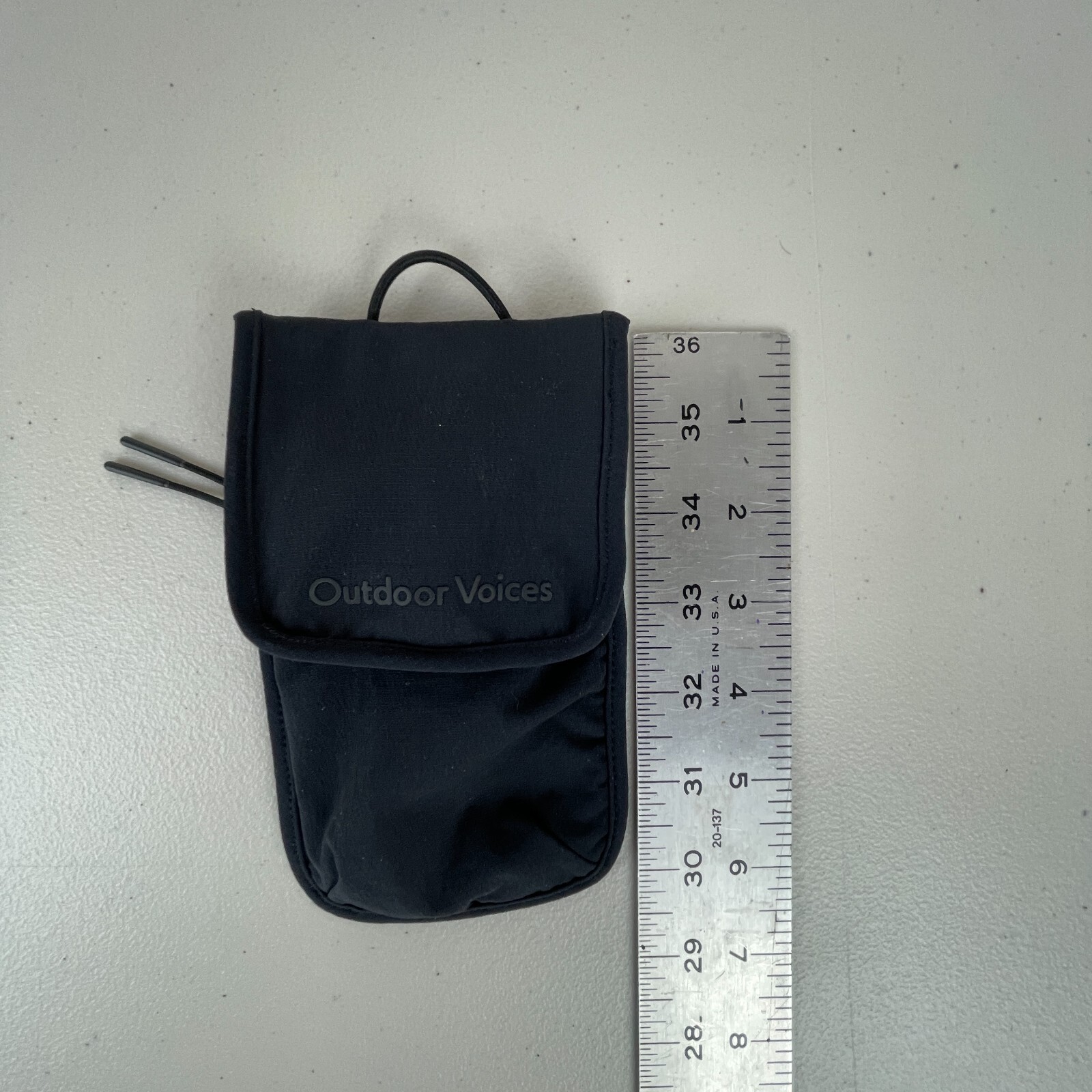 Outdoor Voices Small Pouch Black Sunglass Case Phone Case Hiking Running Camping