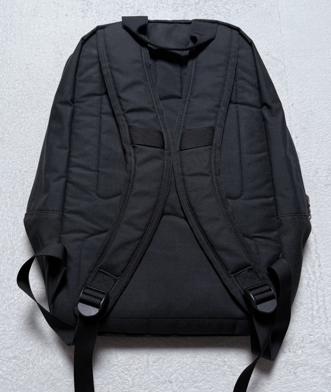 Filson Surveyor 25L Backpack Black Lightweight Weather Resistant Everyday