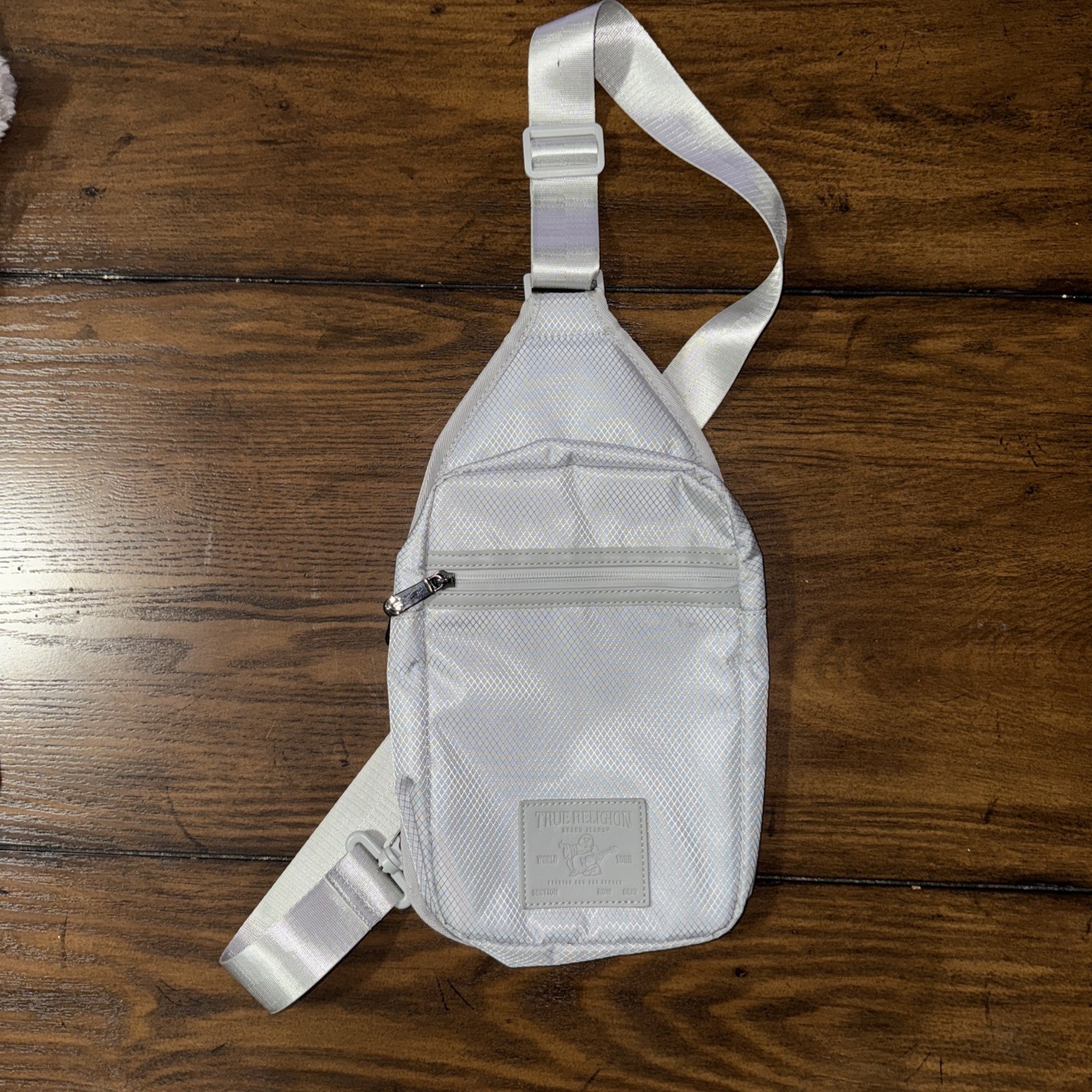 True Religion Buddha Patch Unisex Grey YETA 2.0 Crossbody Bag TR104144 Excellent