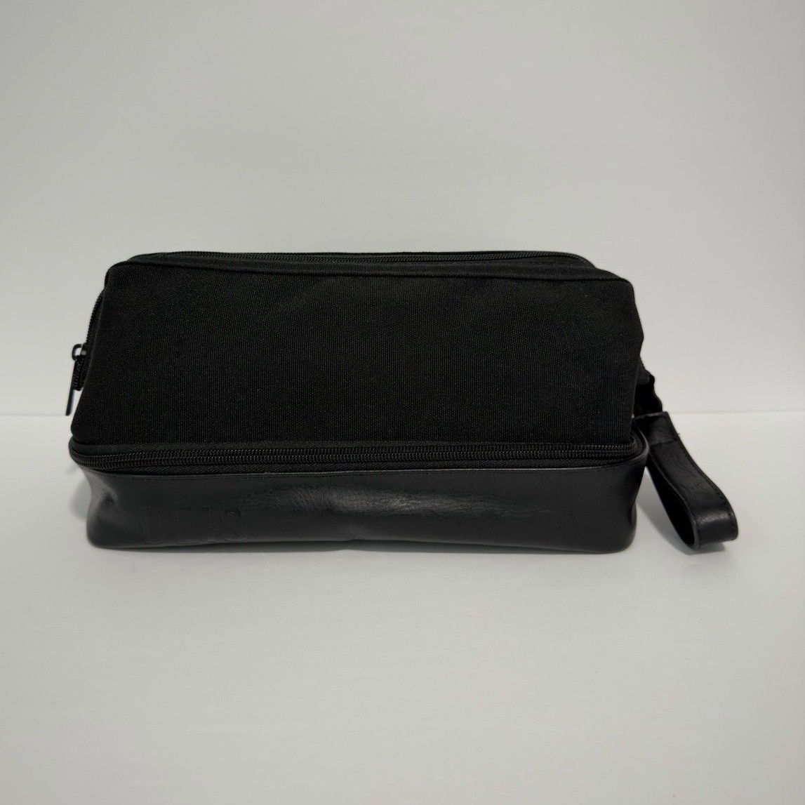 BÉIS The Dopp Kit in Black