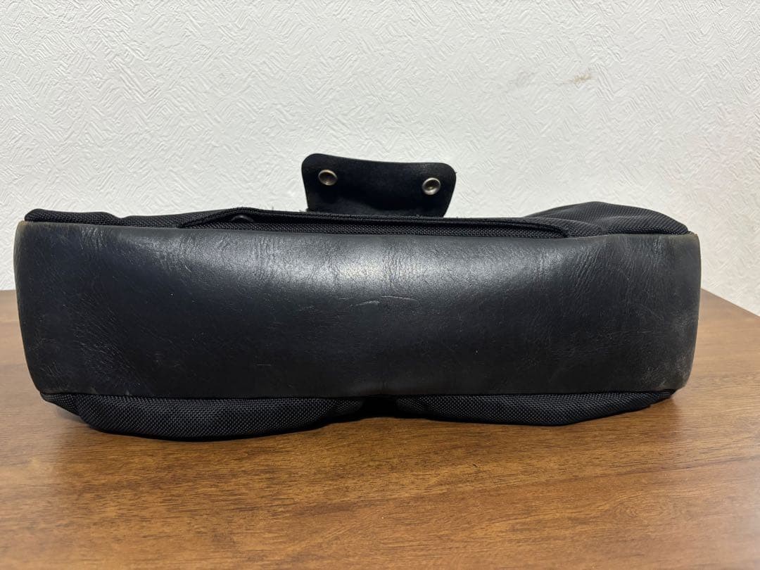 TUMI Business Bag Black