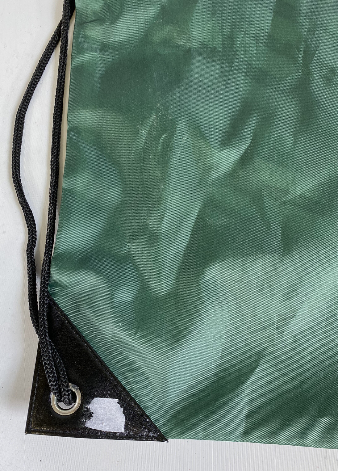 Attack On Titan Green Drawstring Backpack 16” X 12” Nerd Block Exclusive 2015