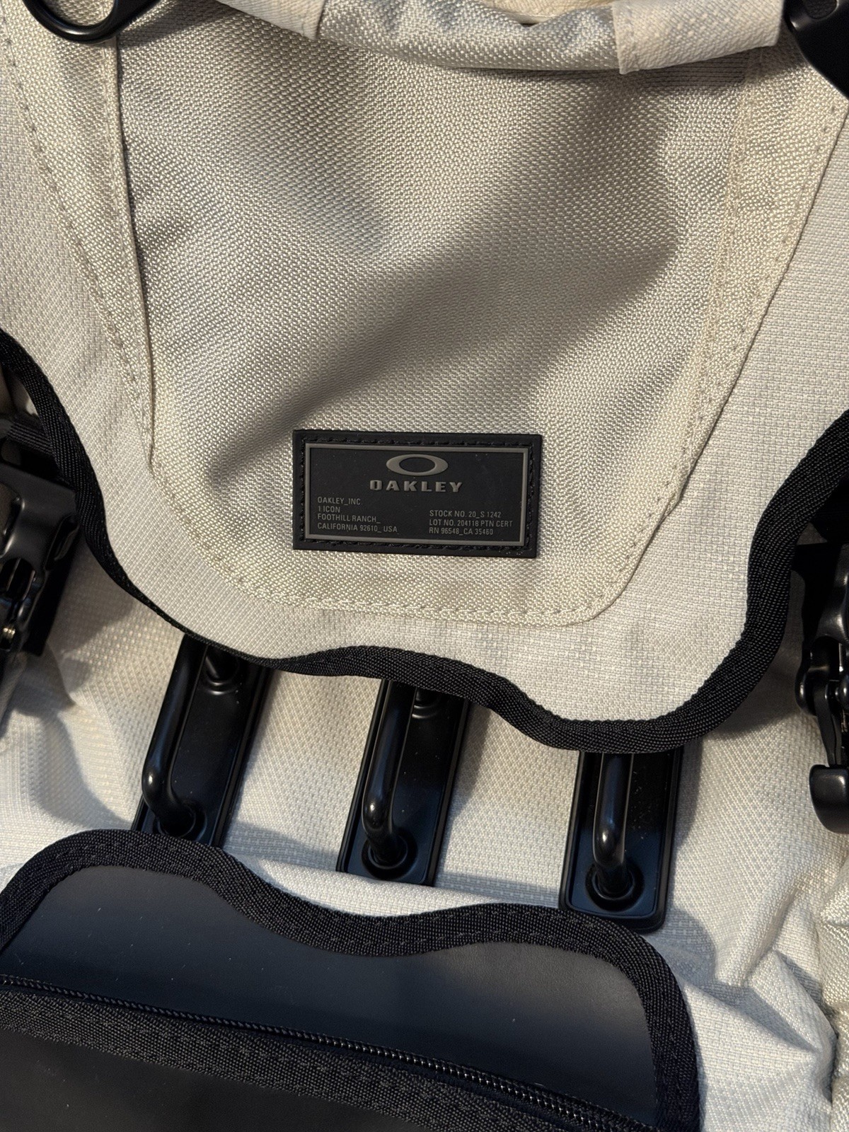 Oakley Kitchen Sink Tactical Field Gear Backpack Mist White Daypack Hiking