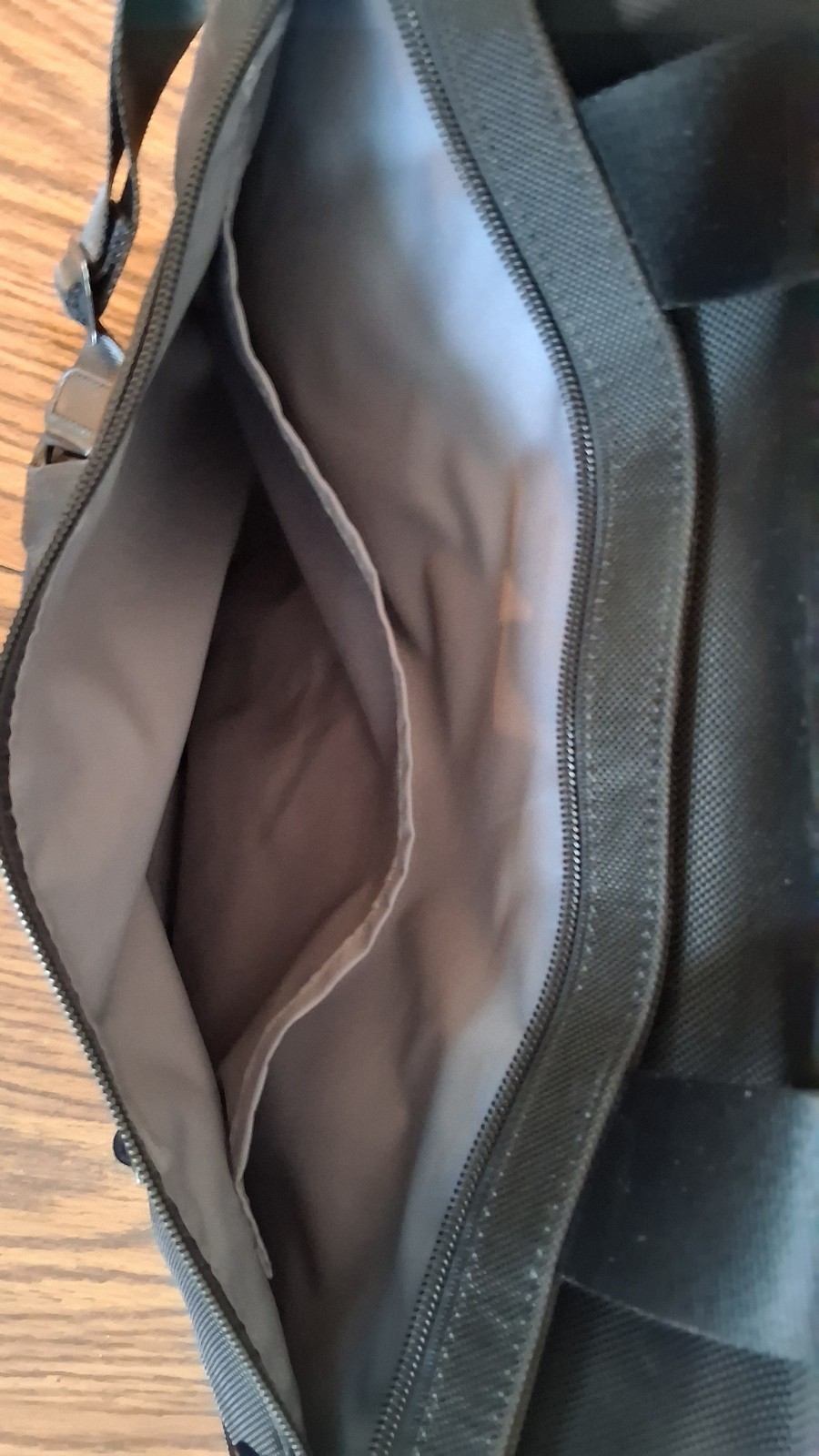 Tumi Alpha 2 Framed 18” Soft Ballistic Nylon Weekender Travel Bag 22126D2 *READ
