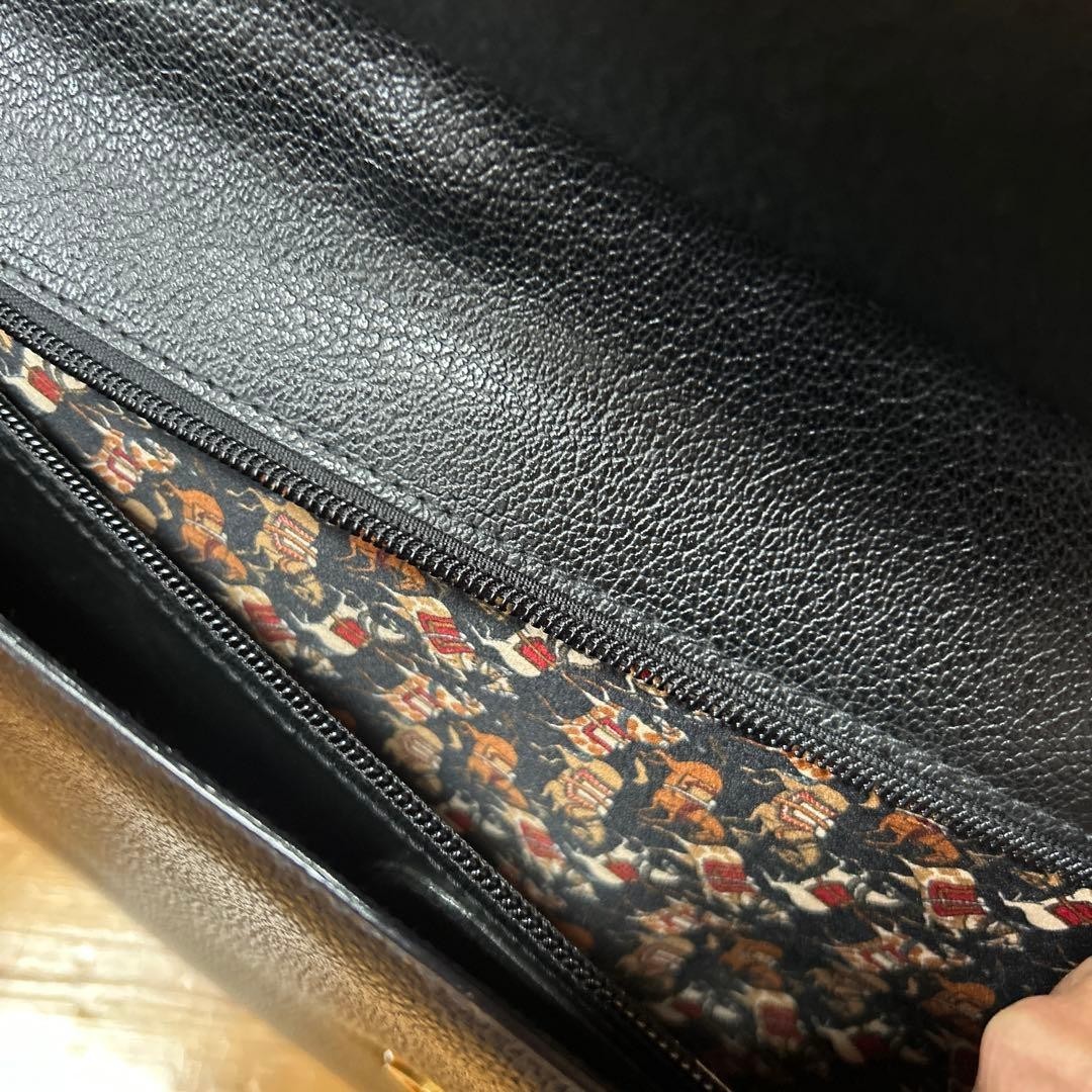 Salvatore Ferragamo Leather Briefcase Business Bag Black A4 Capacity