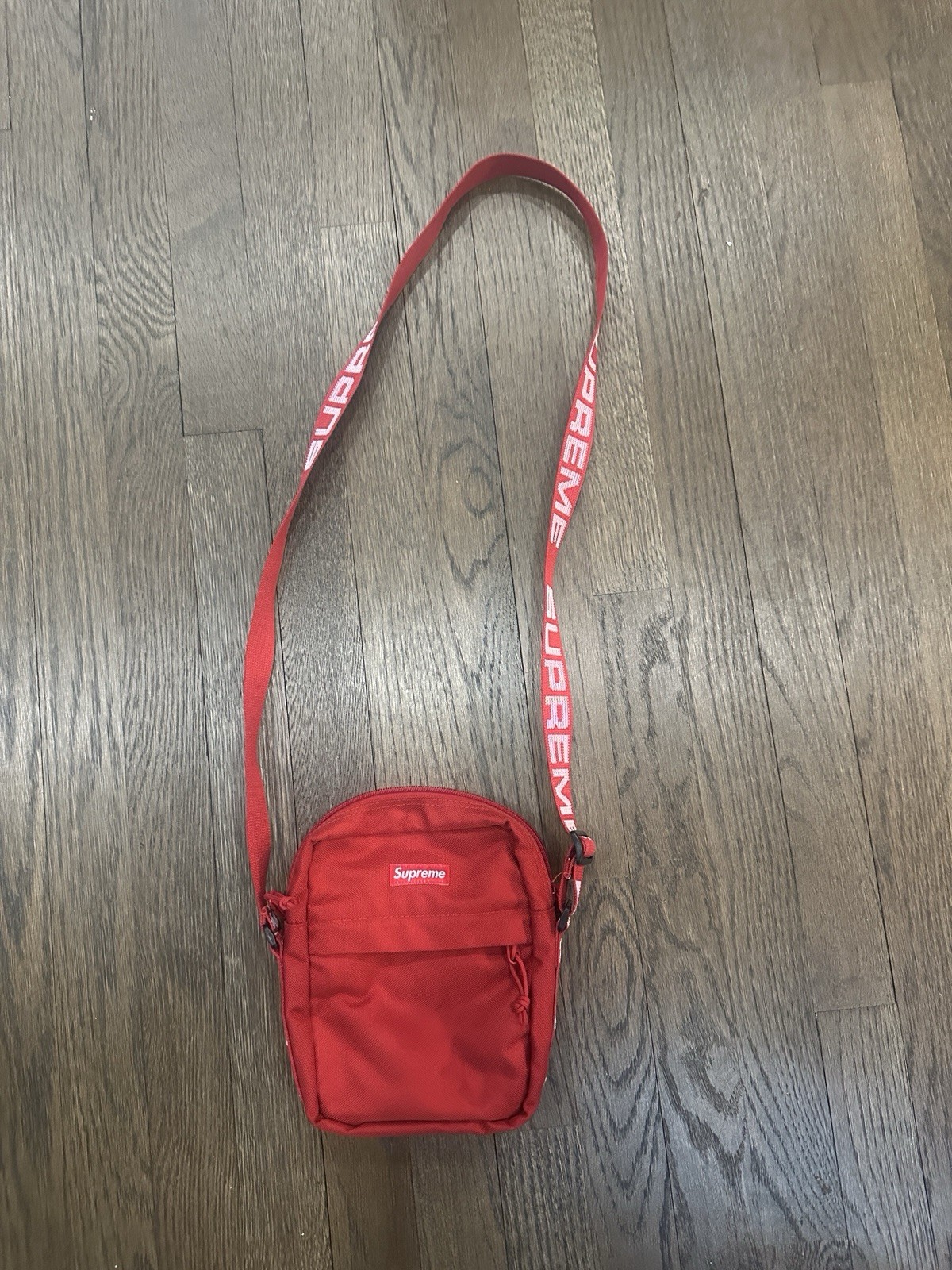 Supreme Shoulder Bag (SS18) Red