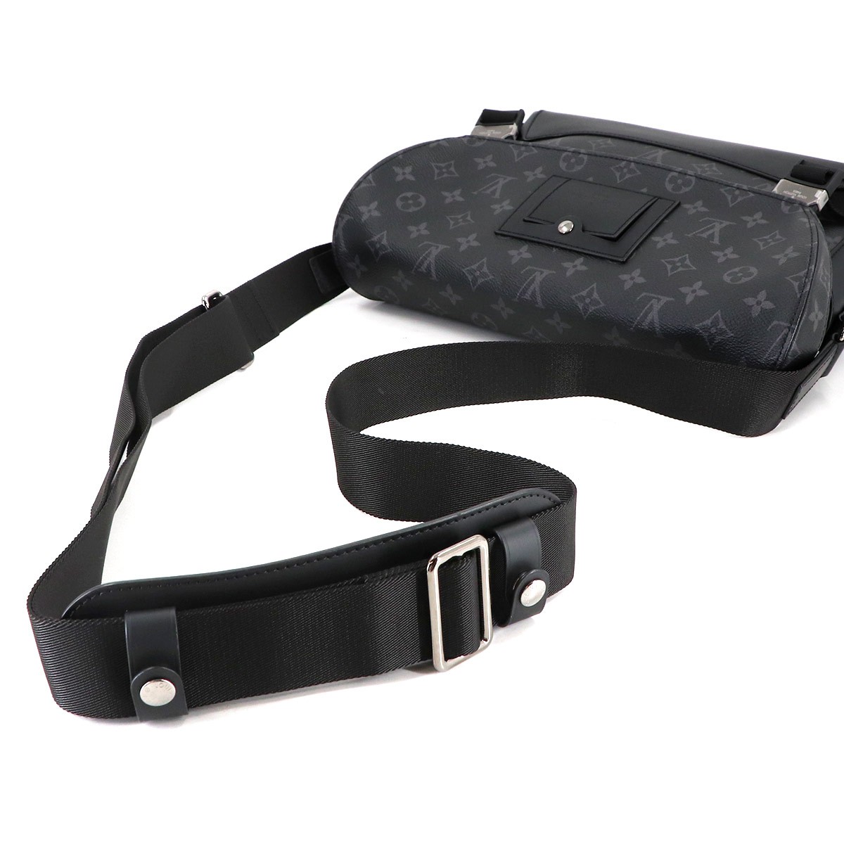 LOUIS VUITTON Monogram Eclipse Messenger Voyage PM Shoulder Bag M40511 90313089