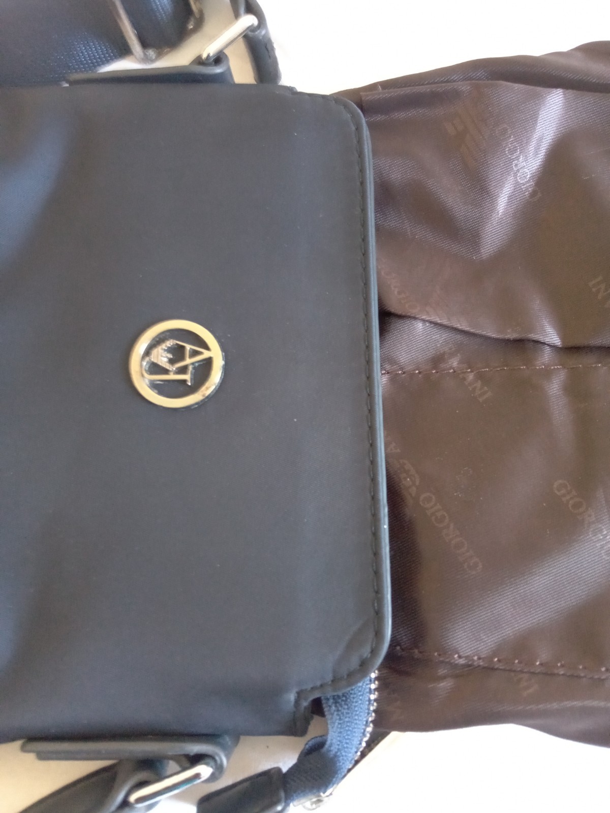 Giorgio Armani men’s shoulder bag